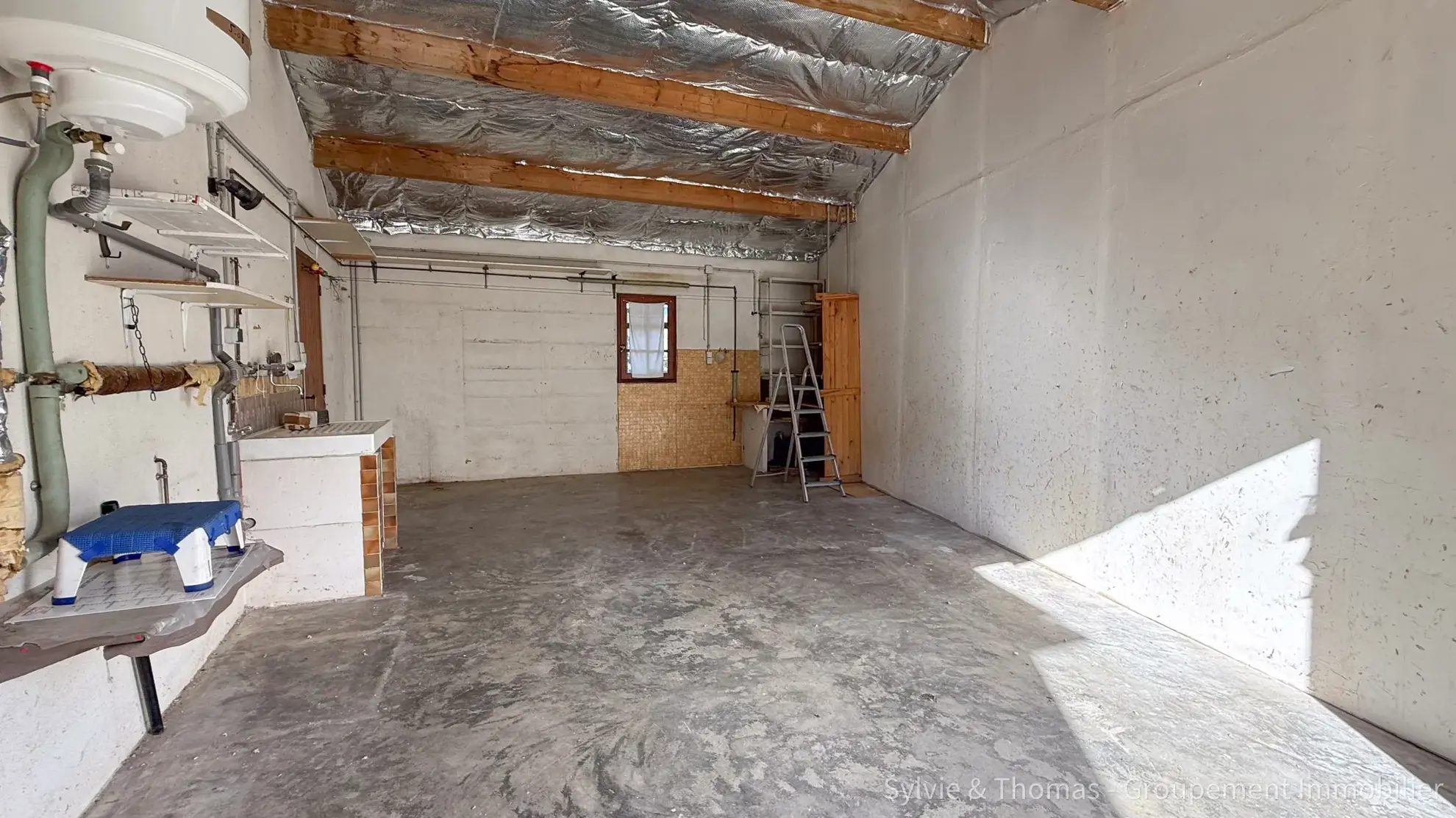 Maison de plain-pied à Orange avec jardin, garage et veranda - 80 m² 