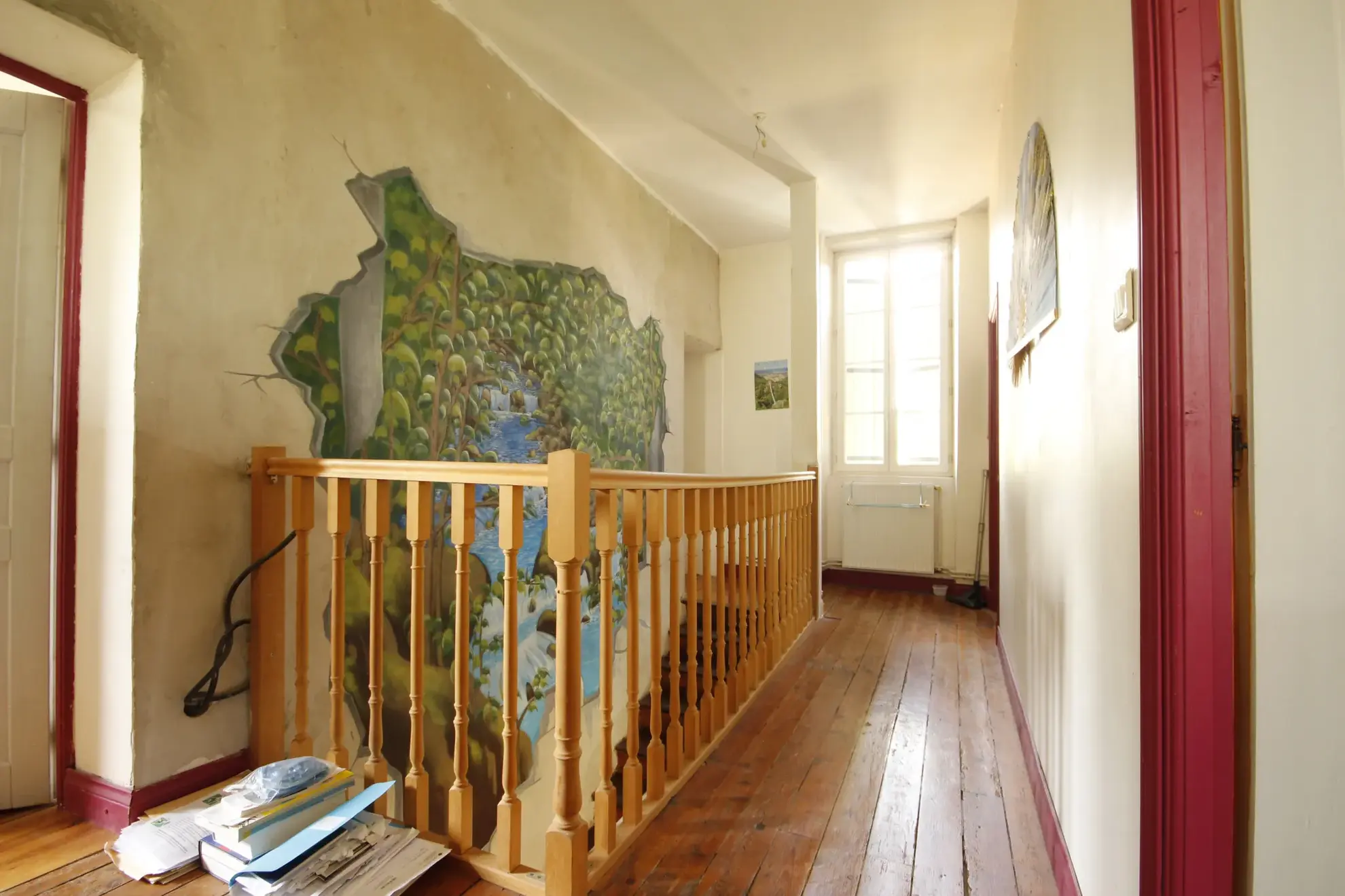 Maison spacieuse de 230 m² avec local professionnel aux normes PMR à Sainte-Gemme 