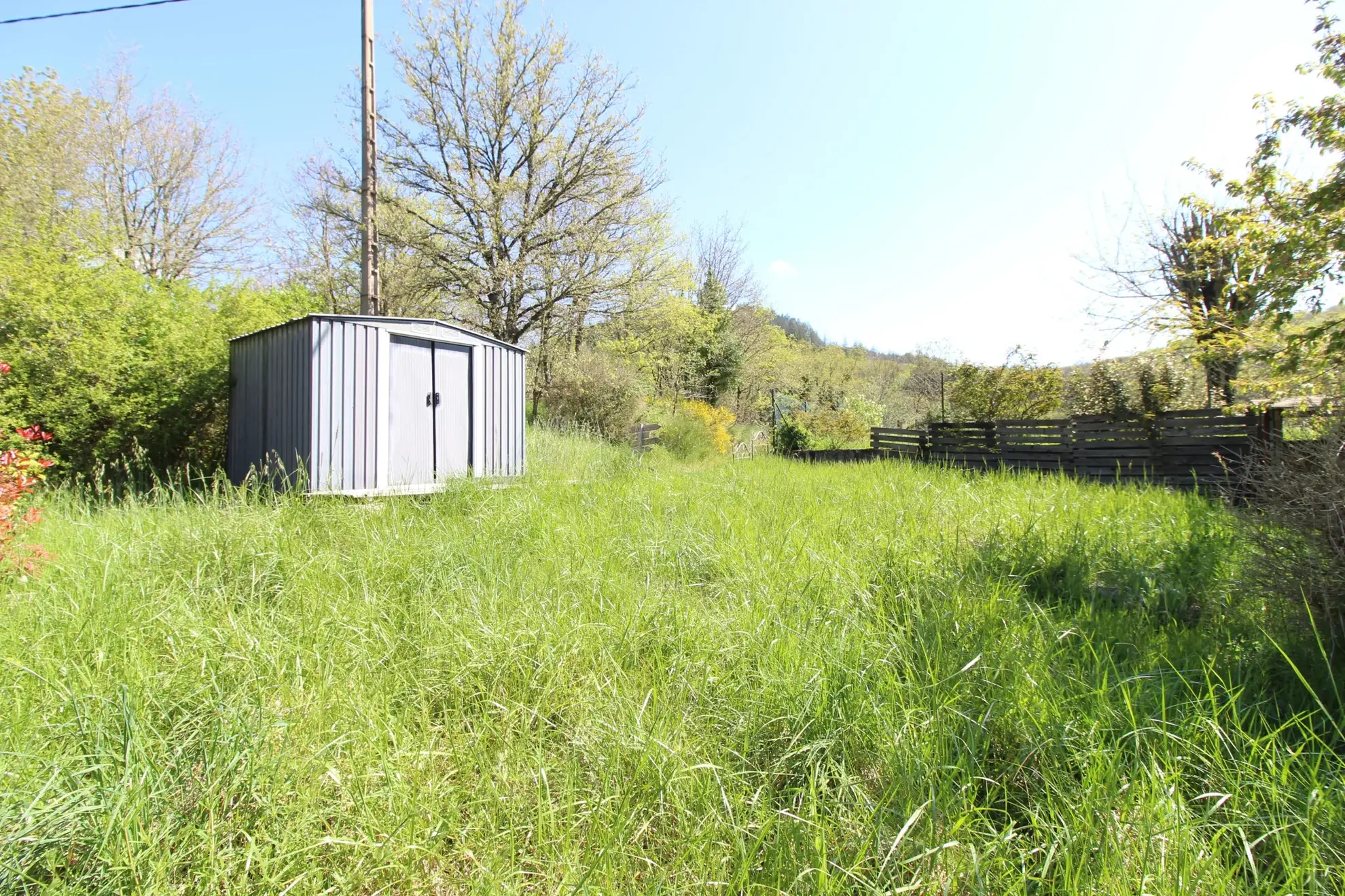 Maison en pierre de 159 m² avec jardin, terrasses et vue dégagée à Fayet 