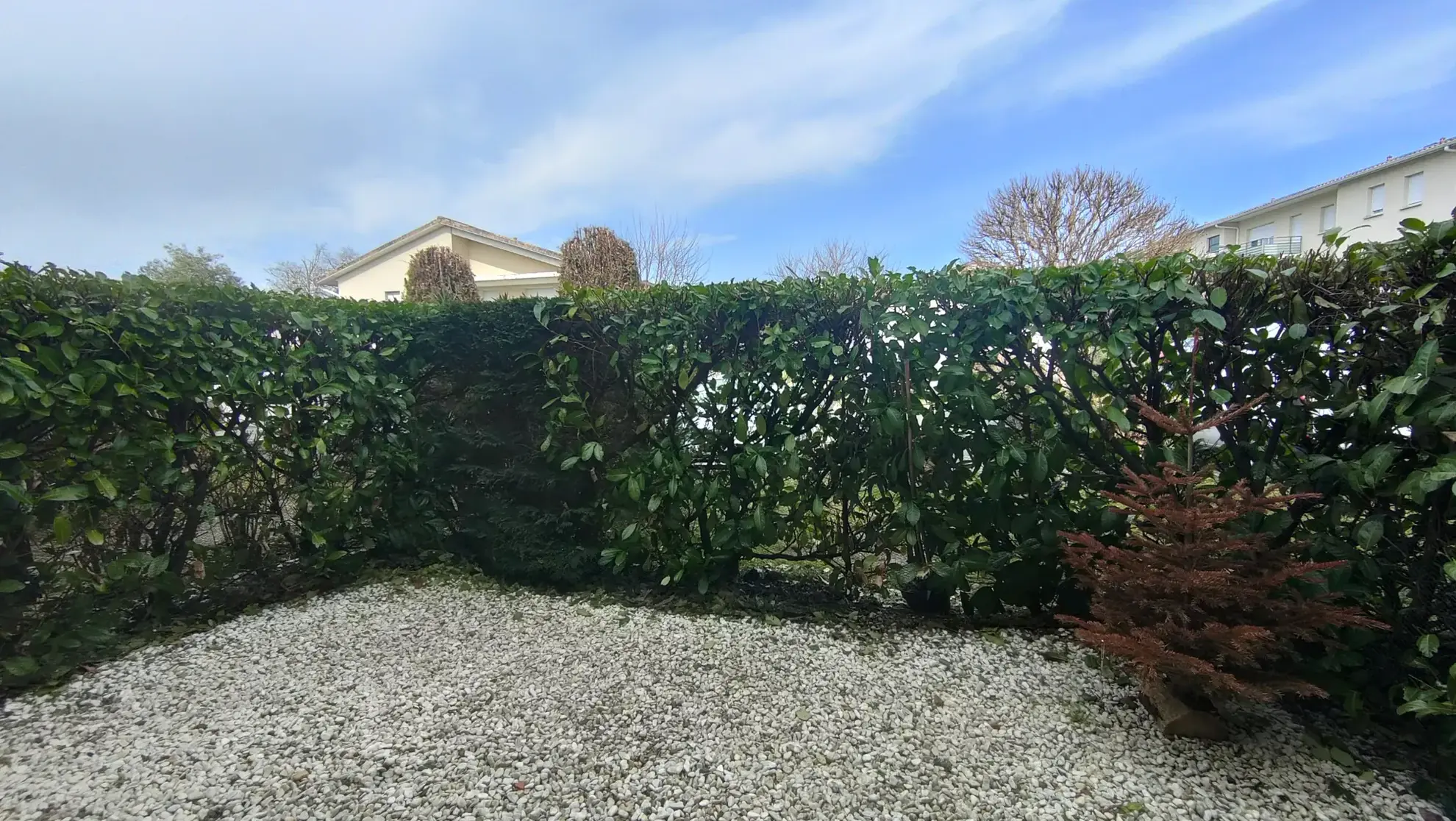 Appartement T2 en rez-de-jardin avec terrasse à Saint-Macaire, secteur Langon 