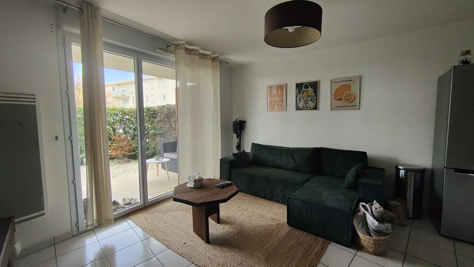 Appartement T2 en rez-de-jardin avec terrasse à Saint-Macaire, secteur Langon 