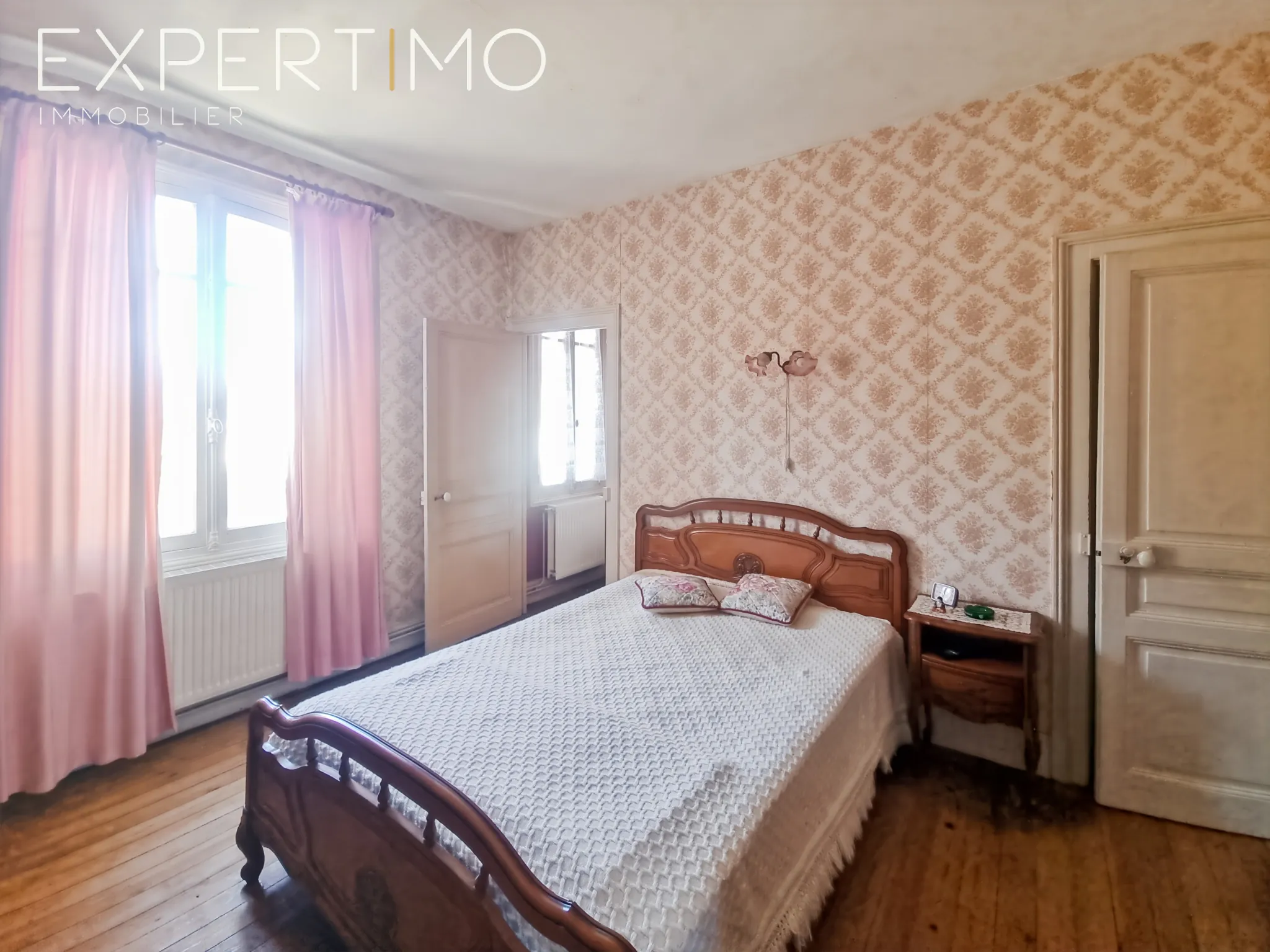 Maison semi-mitoyenne à vendre de 97 m² à Eu, proche centre-ville 