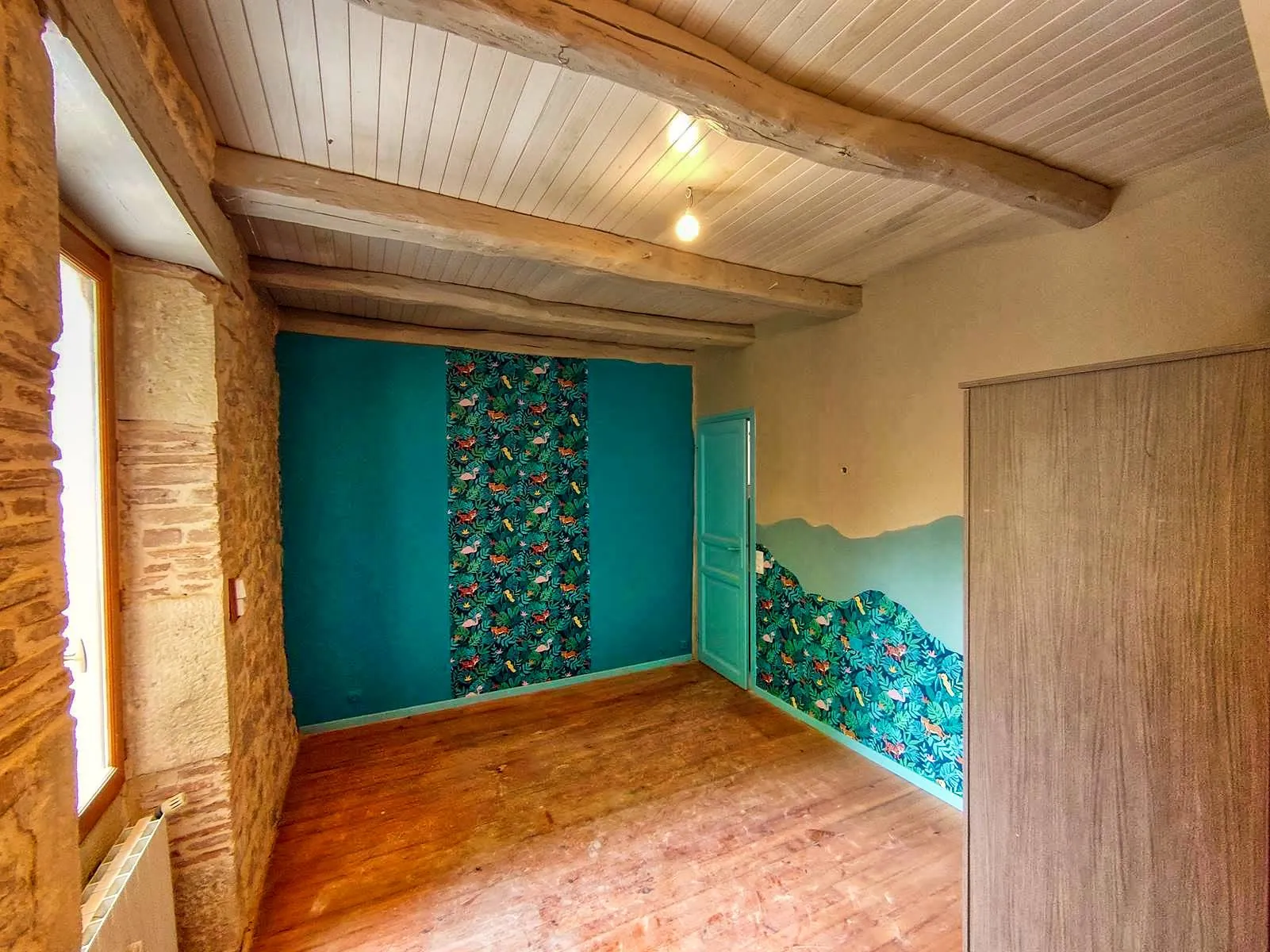 Maison en pierre avec terrain arboré et terrasse à Boissieres (46150) 