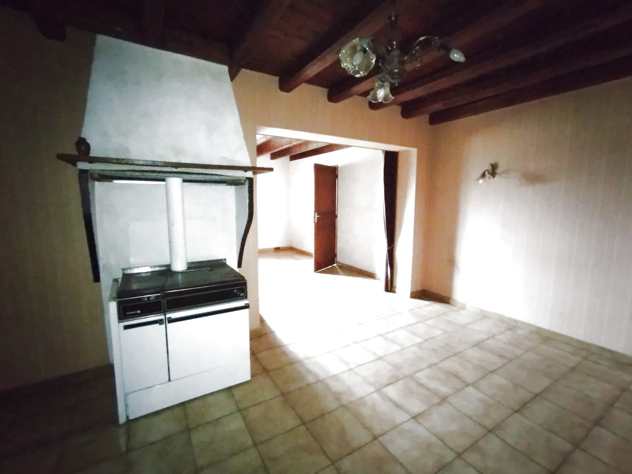 Ferme rénovée de 120m² à Cormoz, vue Revermont, terrain 720m² 