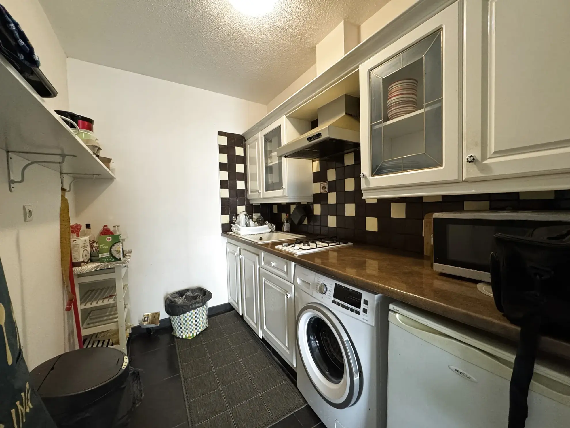 Studio de 31 m² à La Rochelle avec Balcon et Cave - Quartier Mireuil 