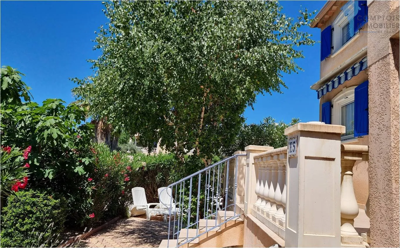 Villa provençale de 87 m² avec 4 chambres à Vidauban dans domaine sécurisé 