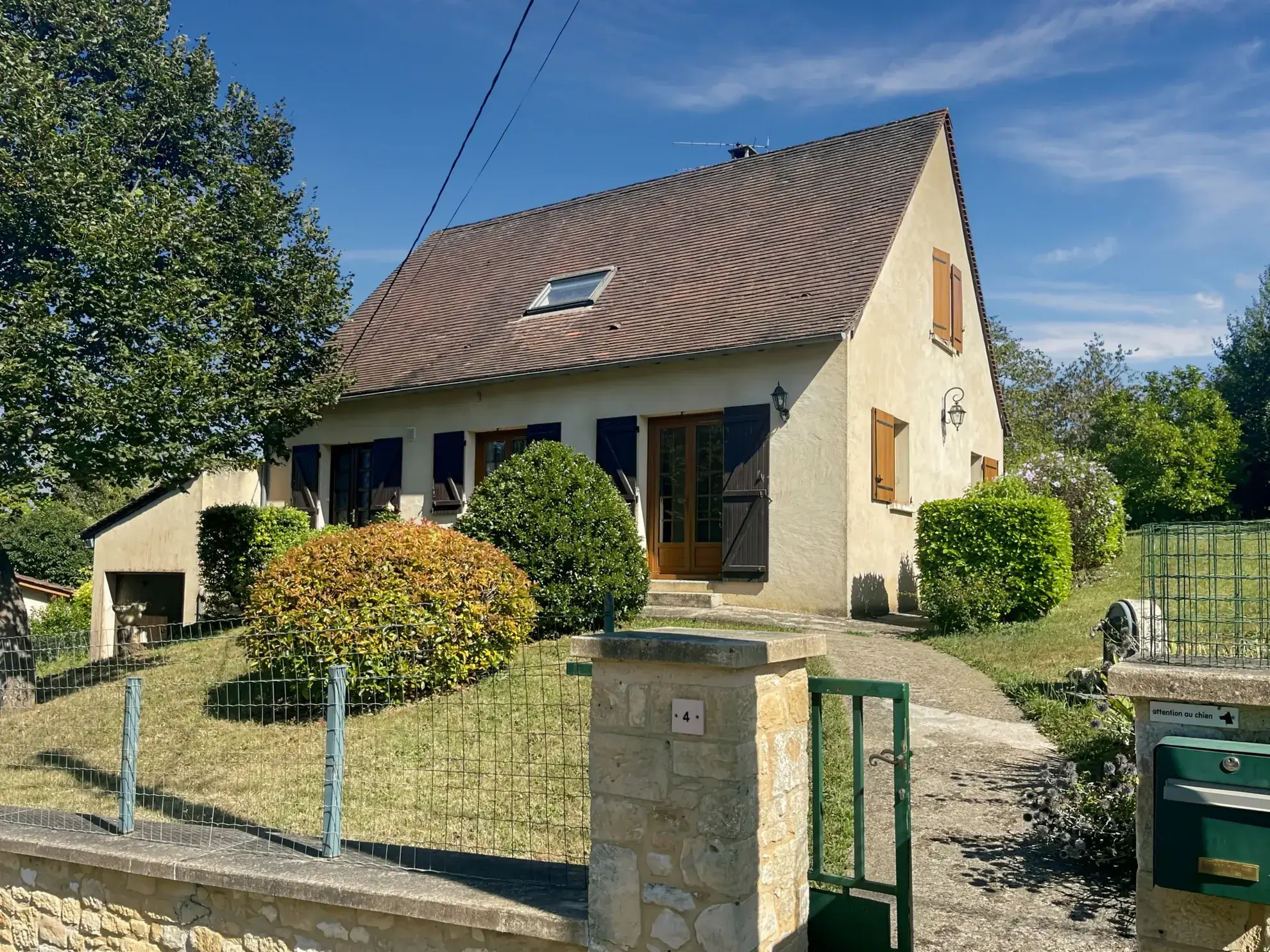 Maison de 120 m² à Beaumont du Périgord avec jardin et rendement attractif