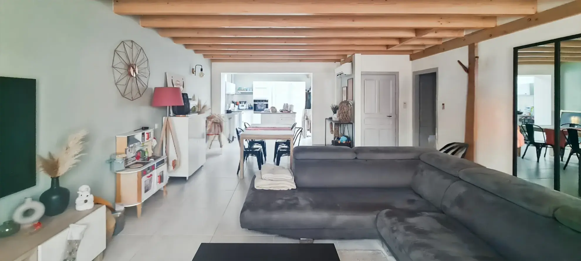 Villa avec piscine à vendre à Vinassan proche Narbonne - 3 chambres et grande terrasse 