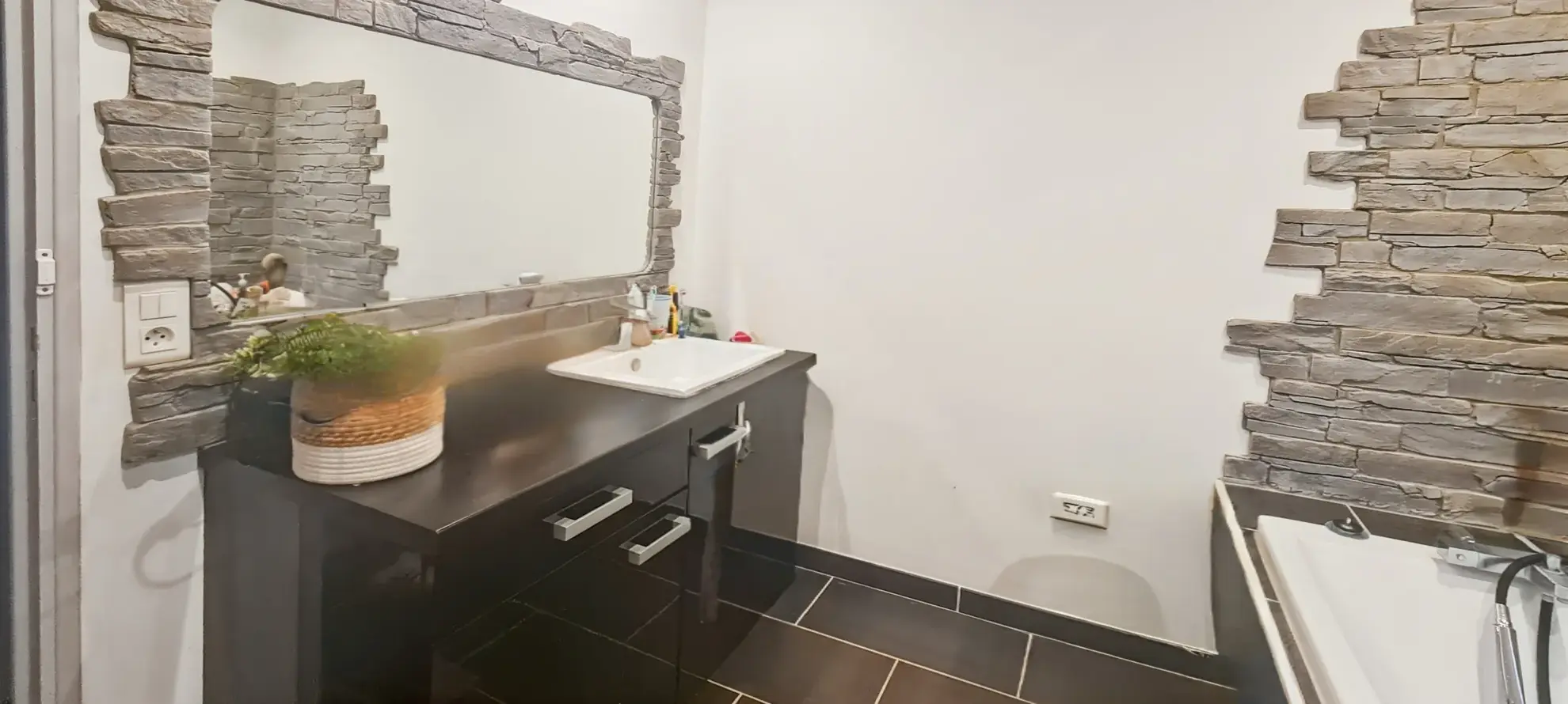 Villa avec piscine à vendre à Vinassan proche Narbonne - 3 chambres et grande terrasse 