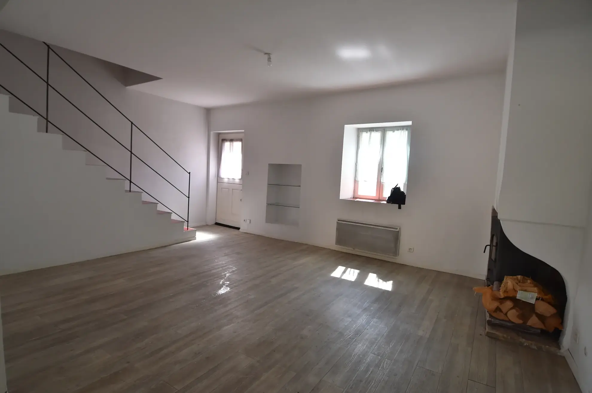 Maison de village à Caderousse de 106 m² avec jardin, proche des commodités 