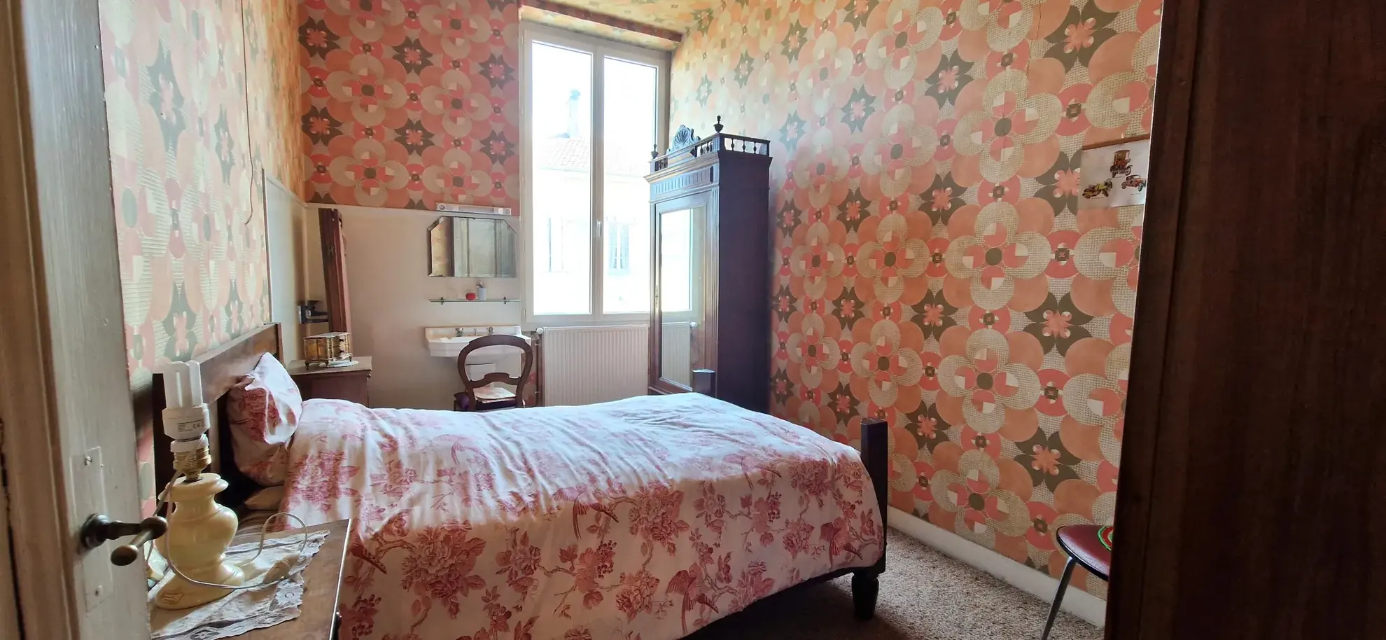 Maison de village à Saint-Symphorien avec grand potentiel à vendre 