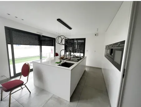 Maison T3 avec piscine, jardin et garage à Marseille 10ème – Vente aux enchères 