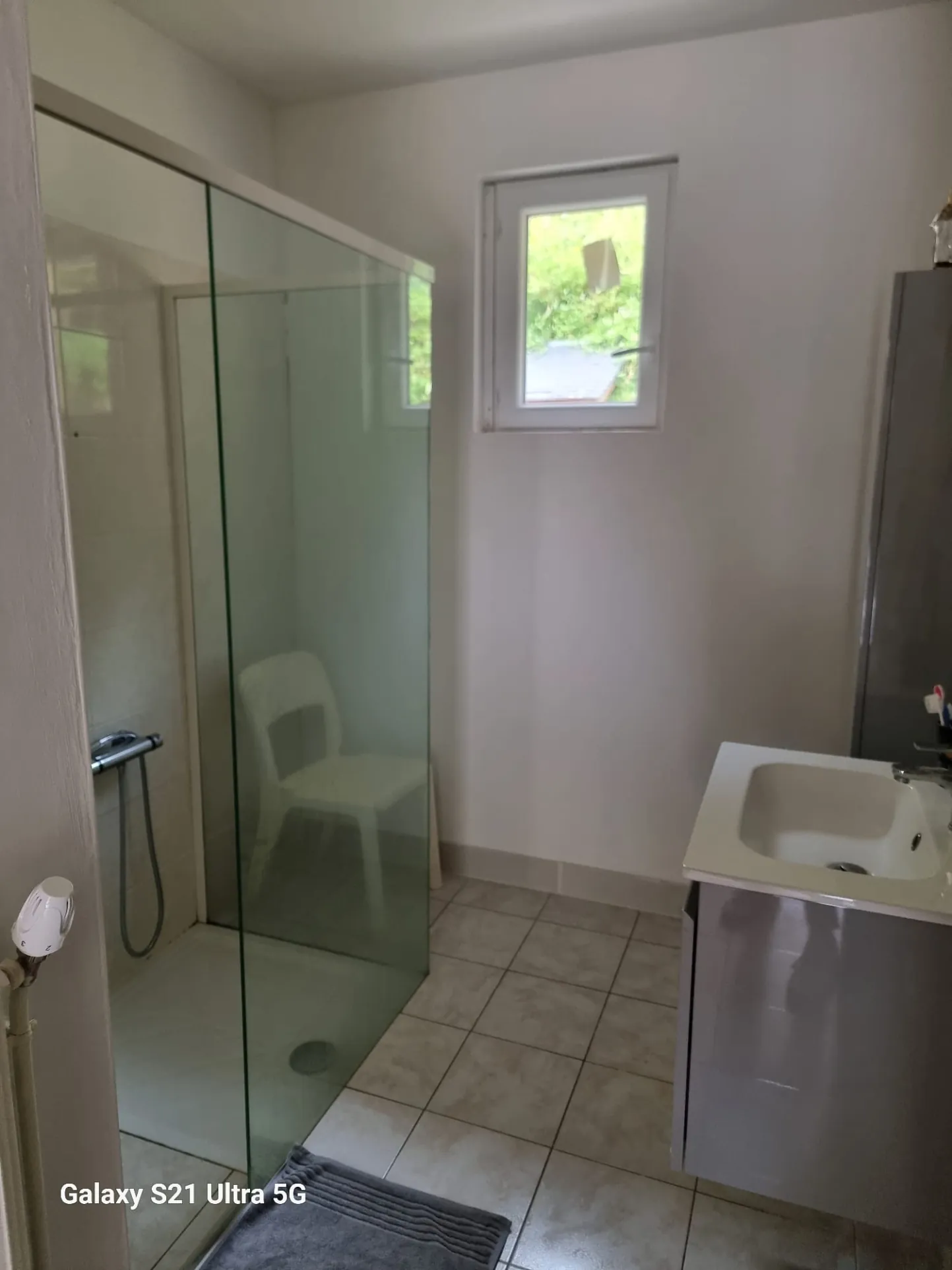 Belle maison avec terrain à Brusque, 3 chambres, vue panoramique, potentiel indépendant 