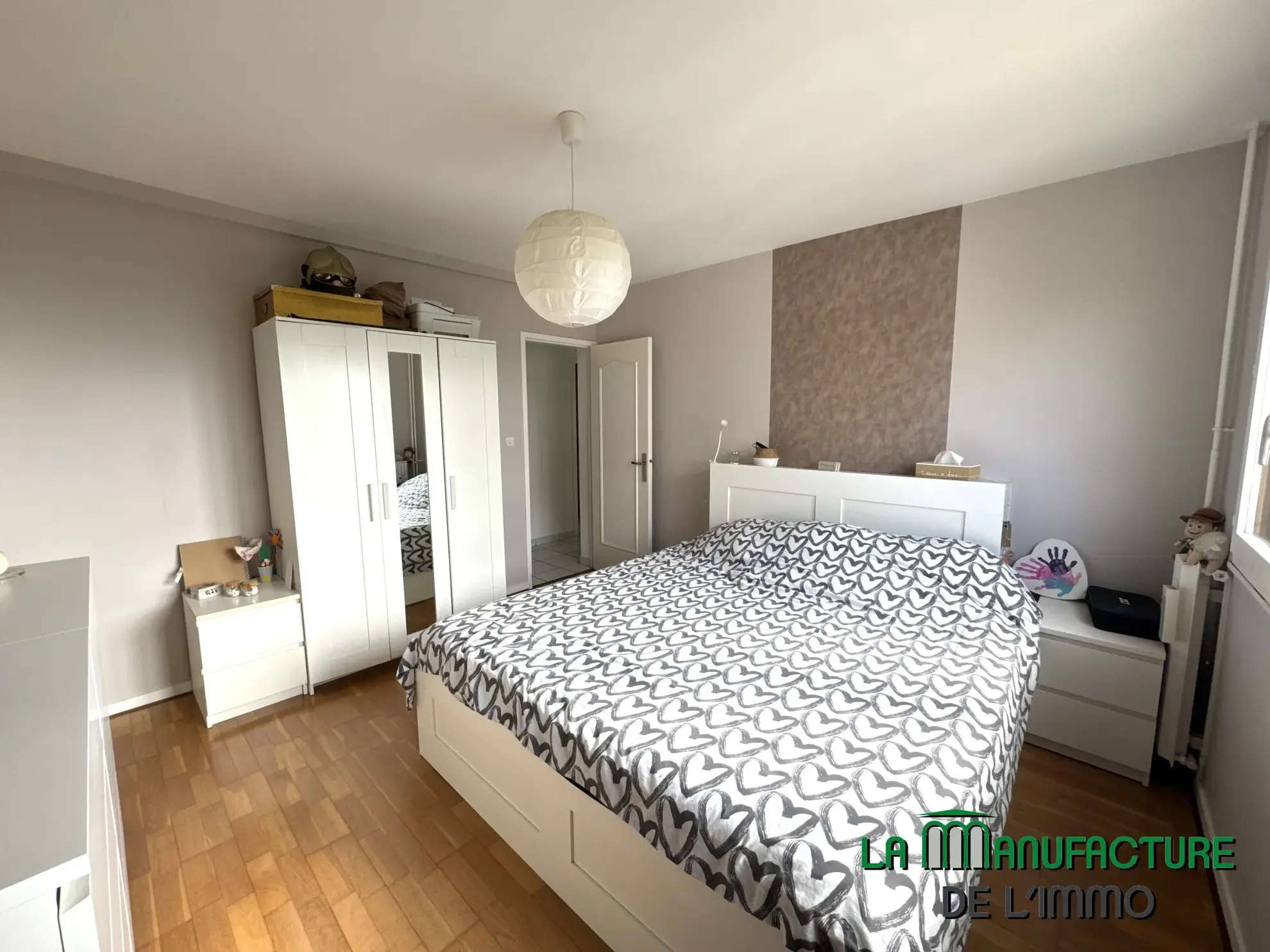 Appartement F5 de 98 m² avec balcon, cave et parking à Villars Le Plat Haut 