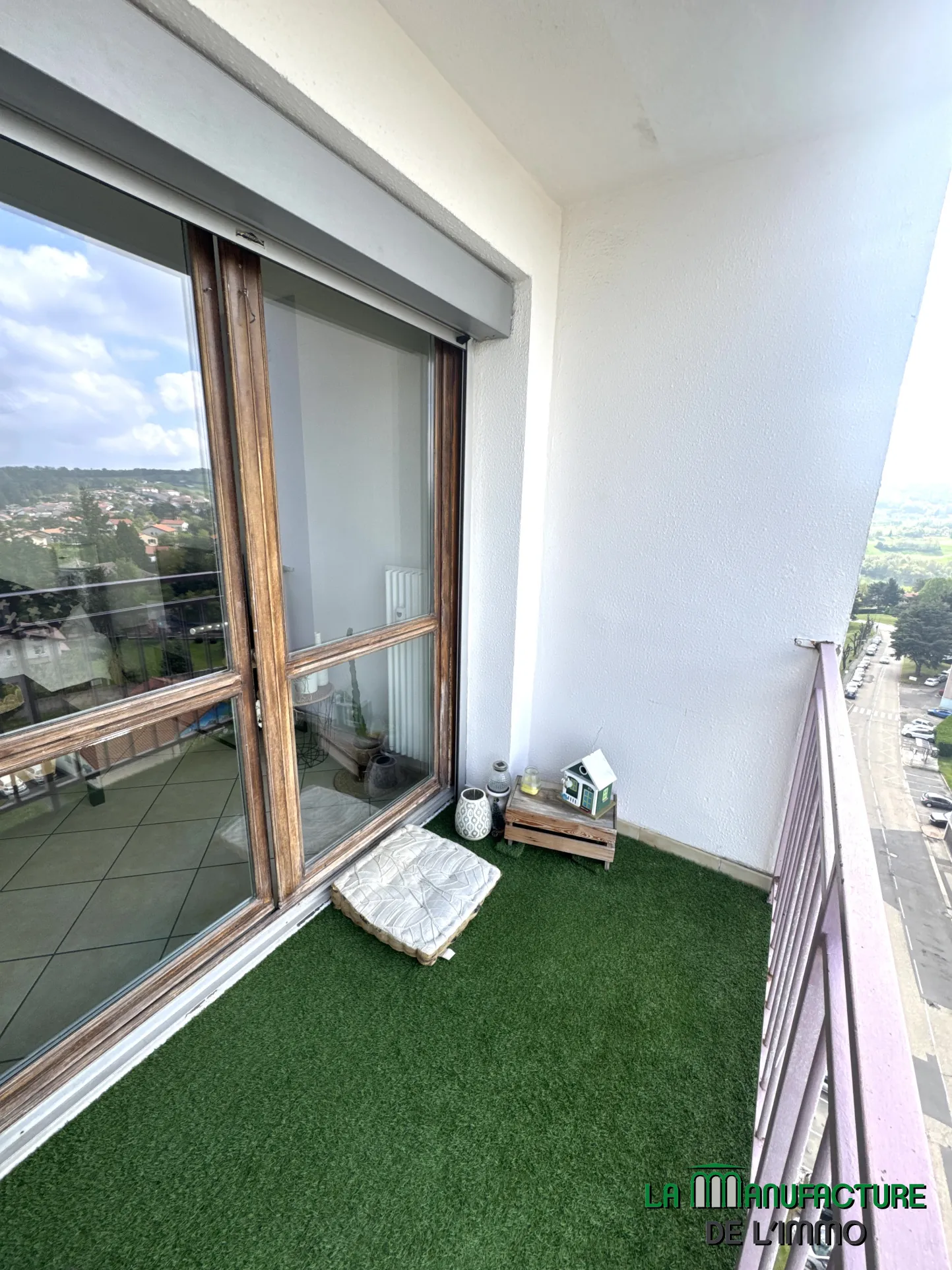 Appartement F5 de 98 m² avec balcon, cave et parking à Villars Le Plat Haut 