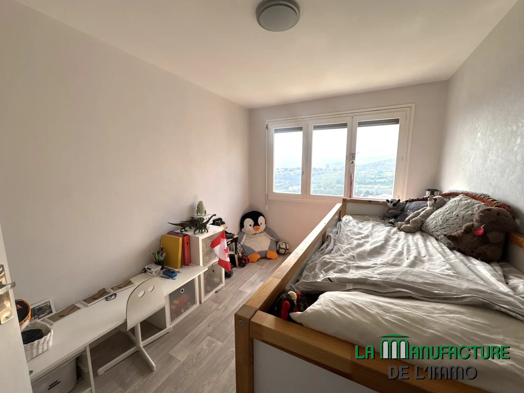 Appartement F5 de 98 m² avec balcon, cave et parking à Villars Le Plat Haut 