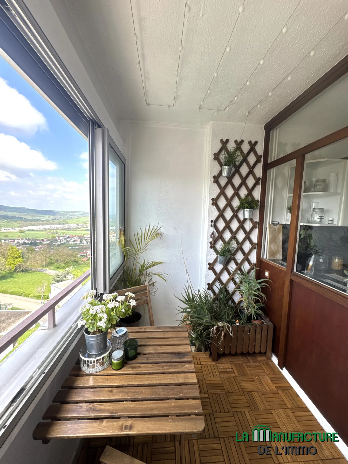 Appartement F5 de 98 m² avec balcon, cave et parking à Villars Le Plat Haut 
