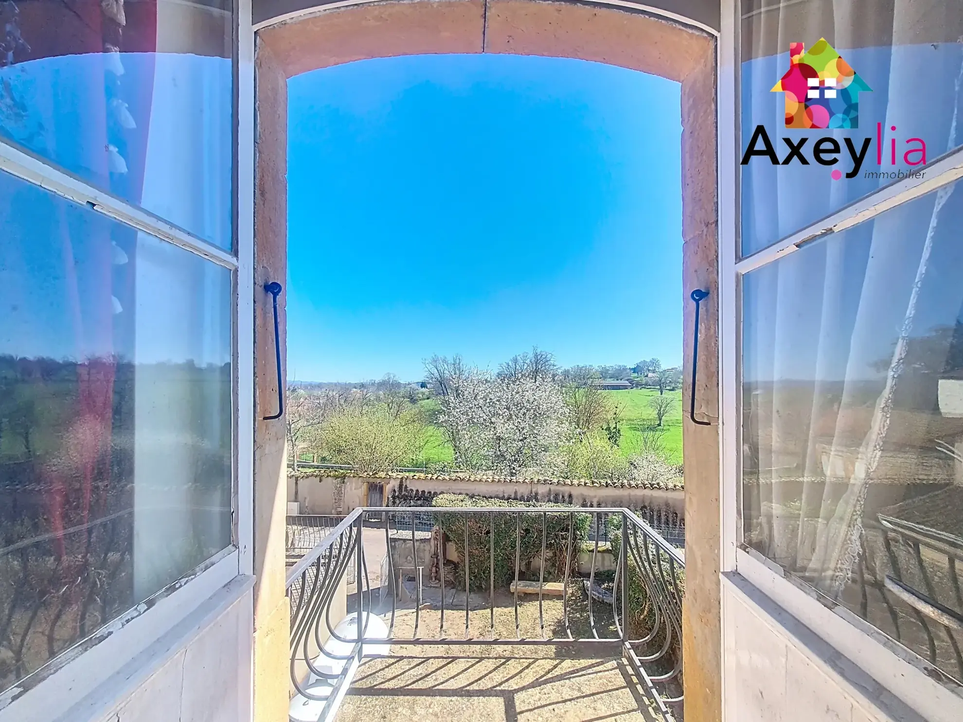 Maison à vendre à Marcigny avec garage, terrasse et 3 chambres - Opportunité primo-accédant 