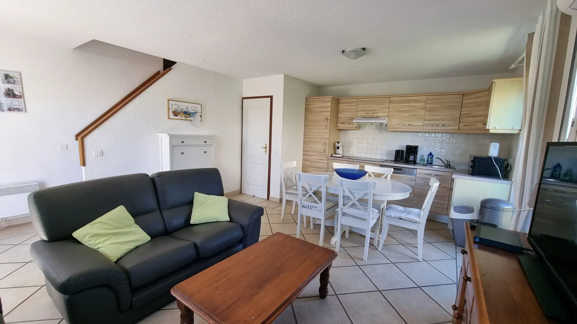 Villa 3 chambres à Vidauban dans un domaine sécurisé avec piscine et équipements modernes 