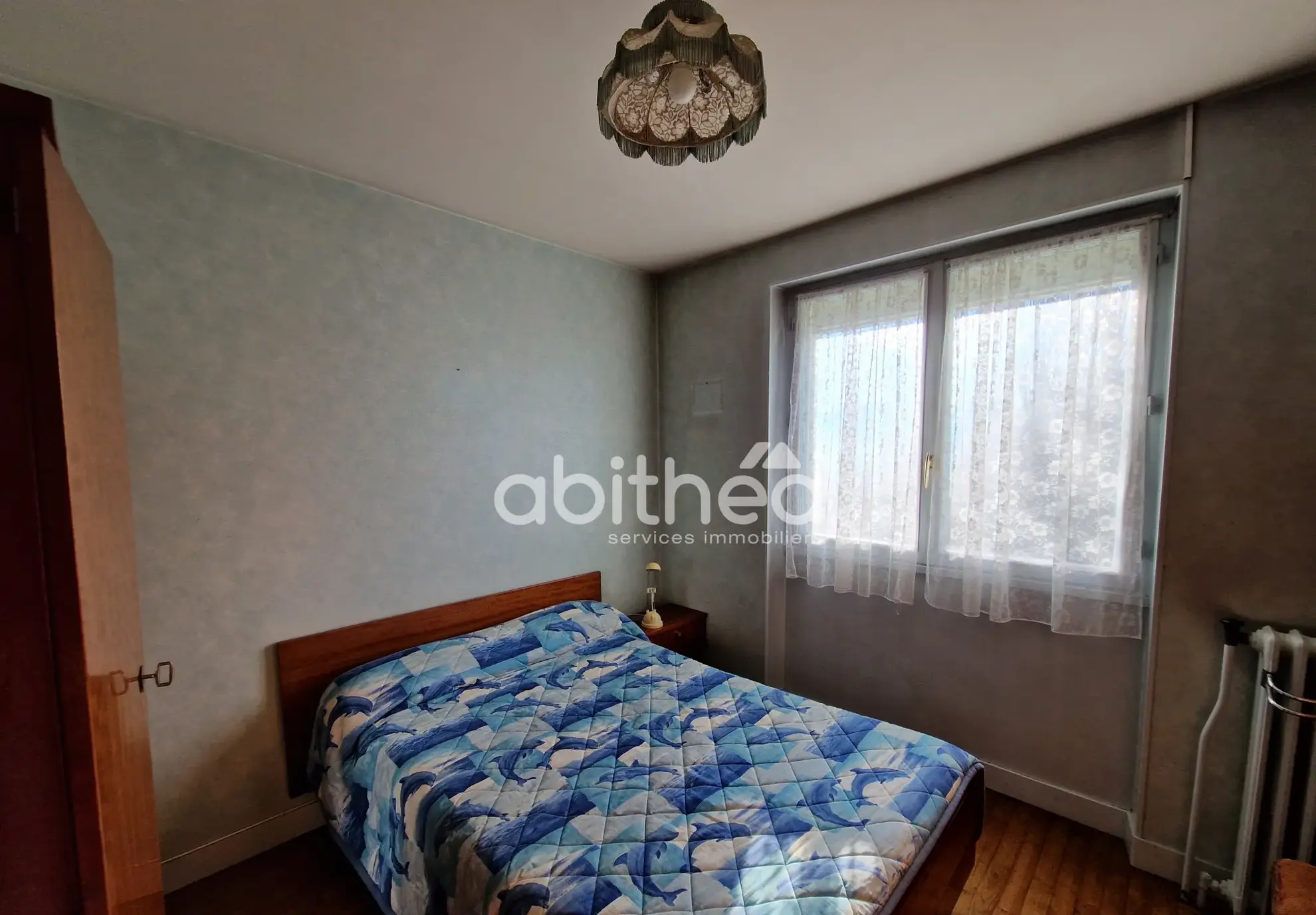 Maison de 90 m² à vendre à Roumazieres Loubert avec garage et terrain clôturé 