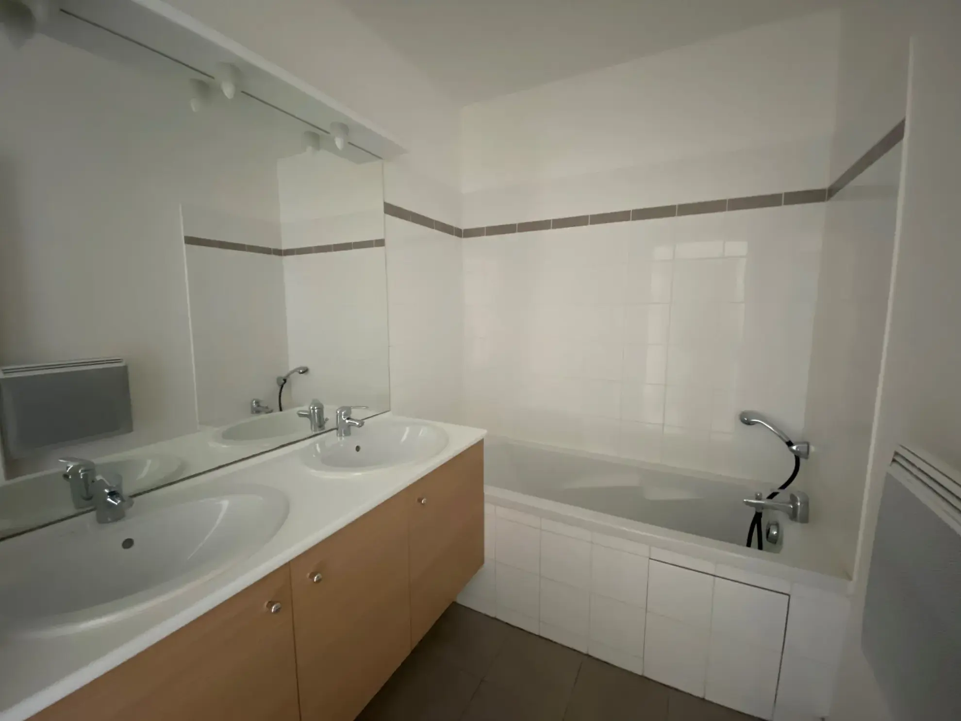 Appartement 3 pièces avec balcon sécurisé à Ris Orangis, 59 m² 