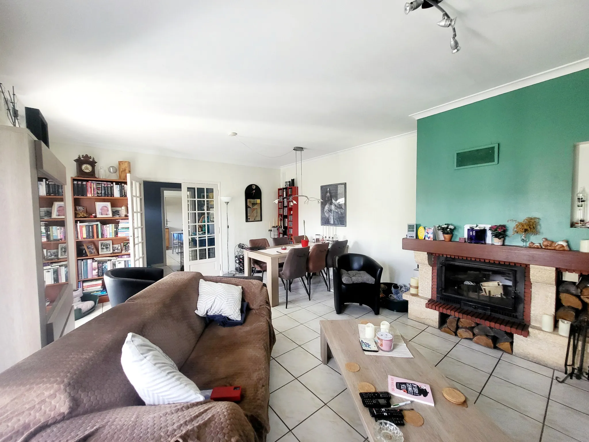 Villa moderne de plain-pied avec piscine à Valros - Rénovée et équipée 