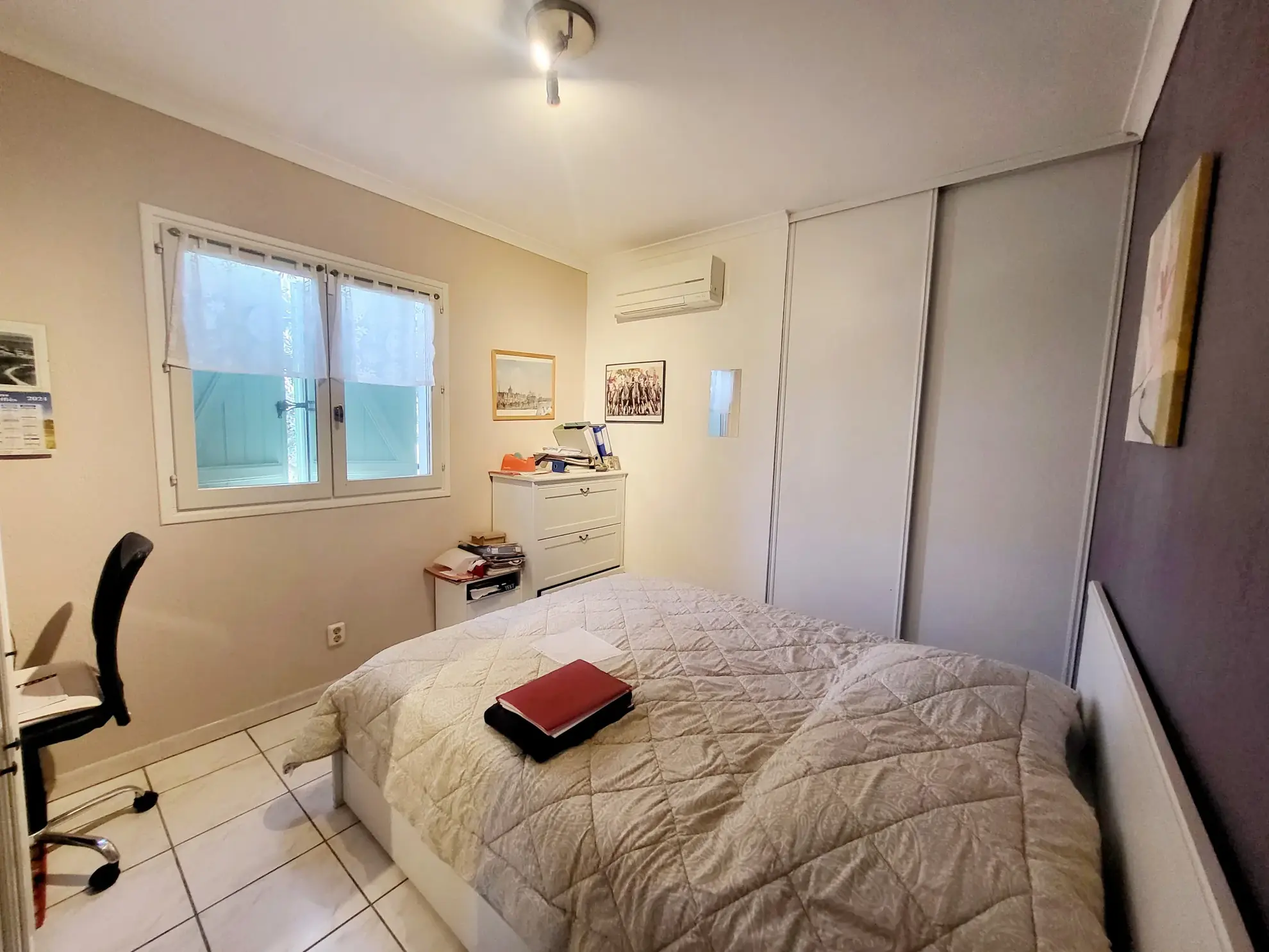 Villa moderne de plain-pied avec piscine à Valros - Rénovée et équipée 