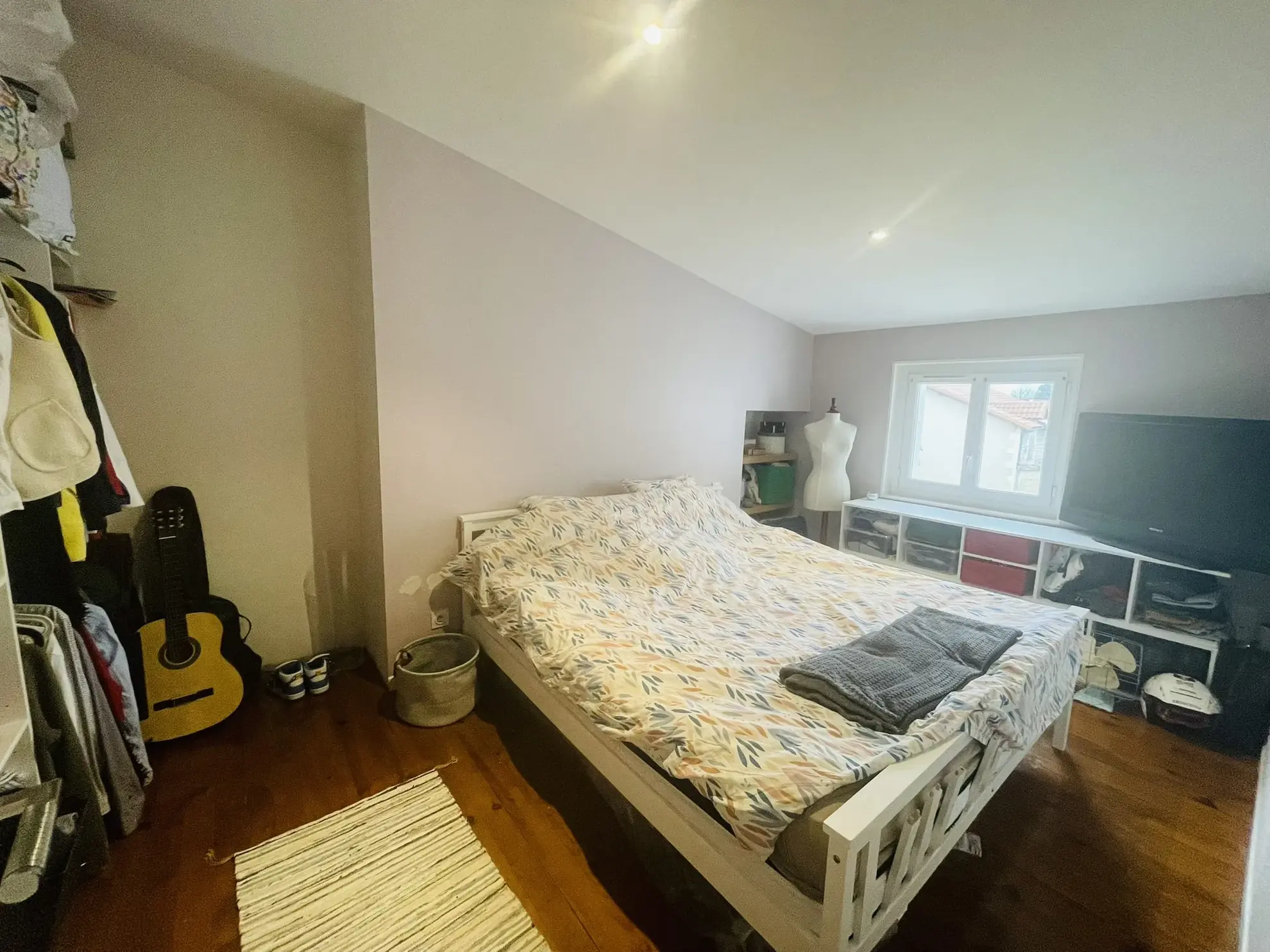 Maison de charme avec piscine chauffée à Neuville de Poitou - 105 m² 