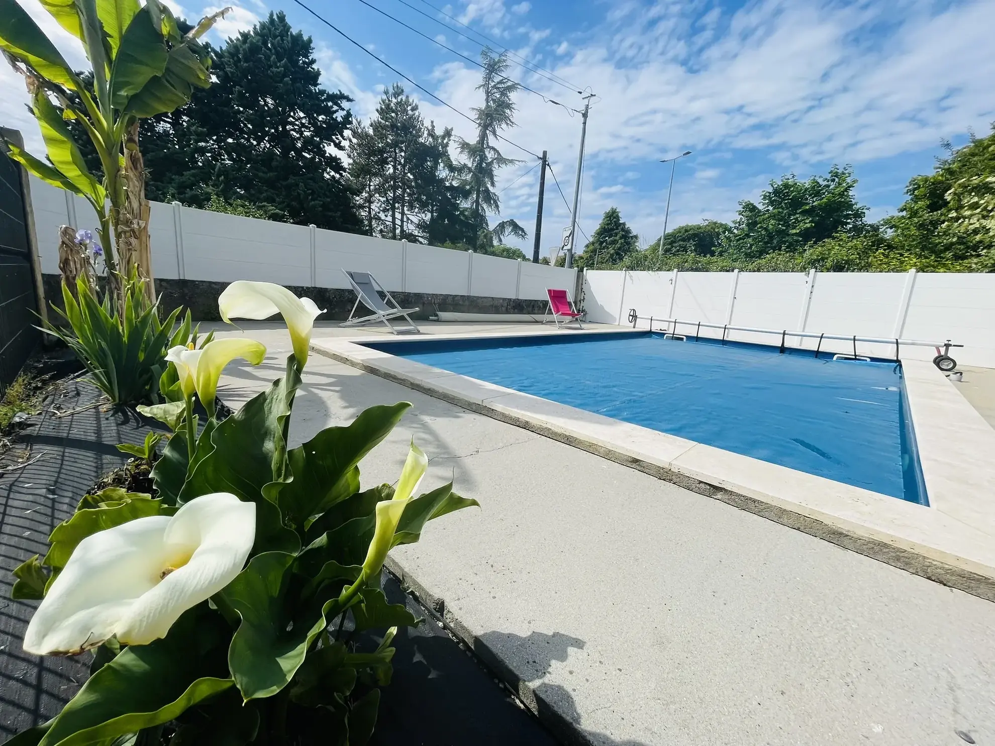 Maison de charme avec piscine chauffée à Neuville de Poitou - 105 m² 