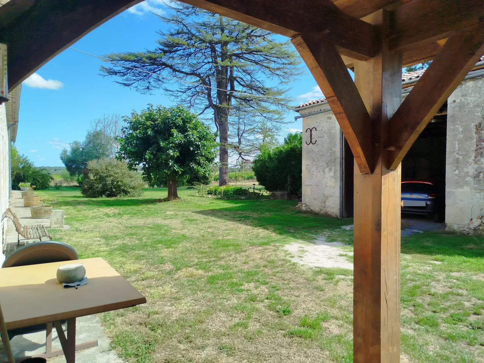 Belle longère en pierre avec jardin de 3495 m² à Soussac, Gironde 