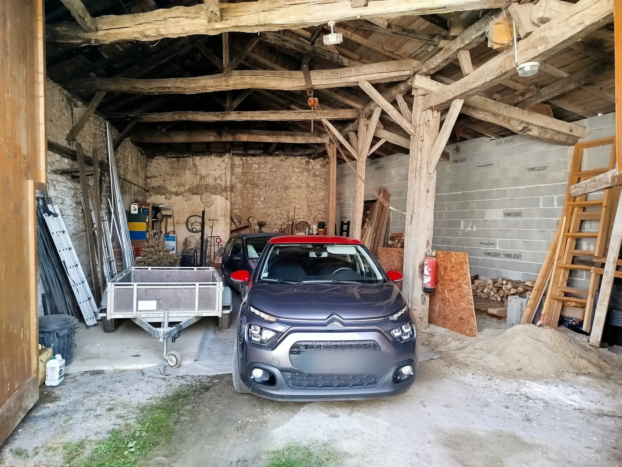 Belle longère en pierre avec jardin de 3495 m² à Soussac, Gironde 