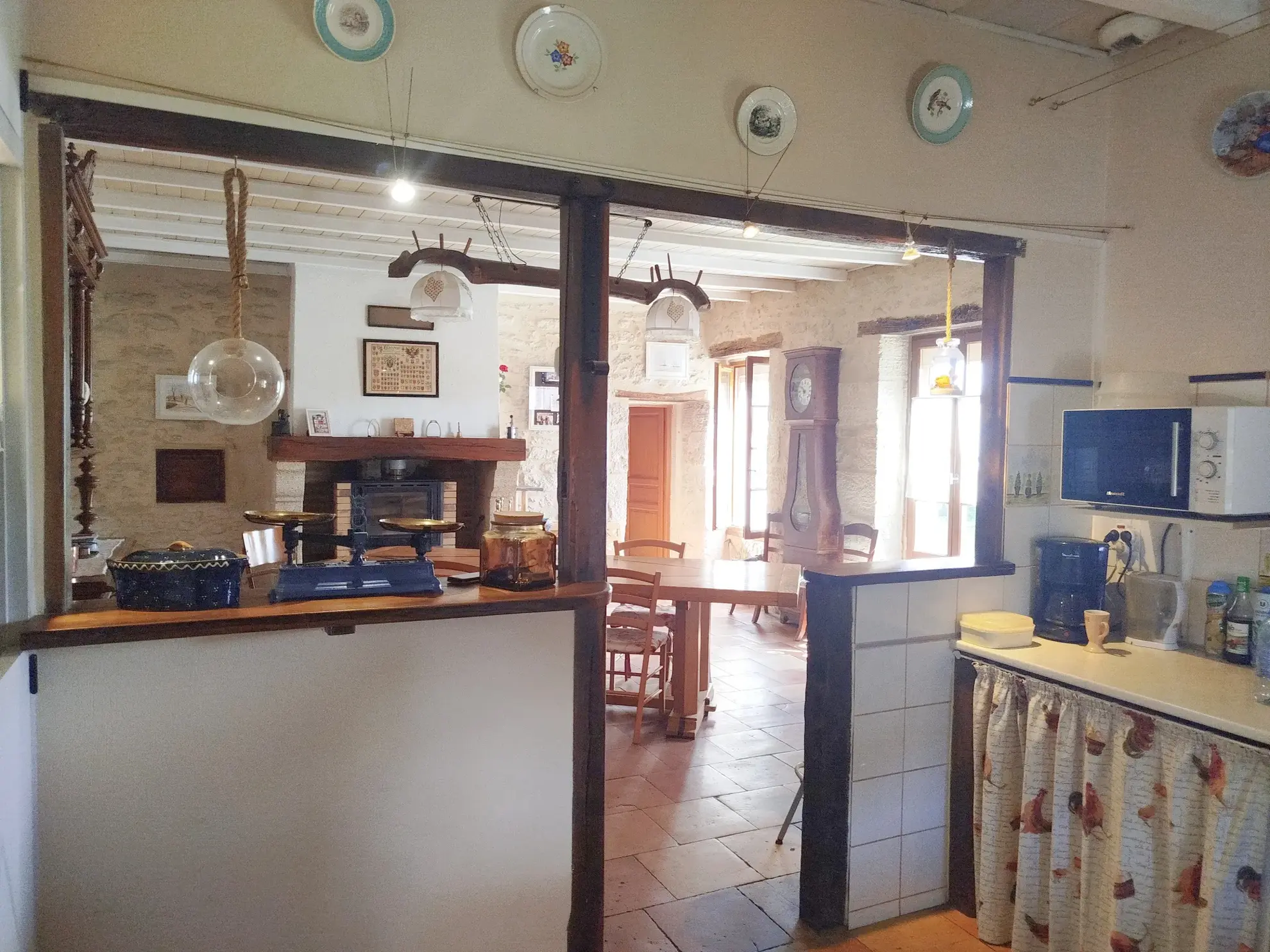 Belle longère en pierre avec jardin de 3495 m² à Soussac, Gironde 