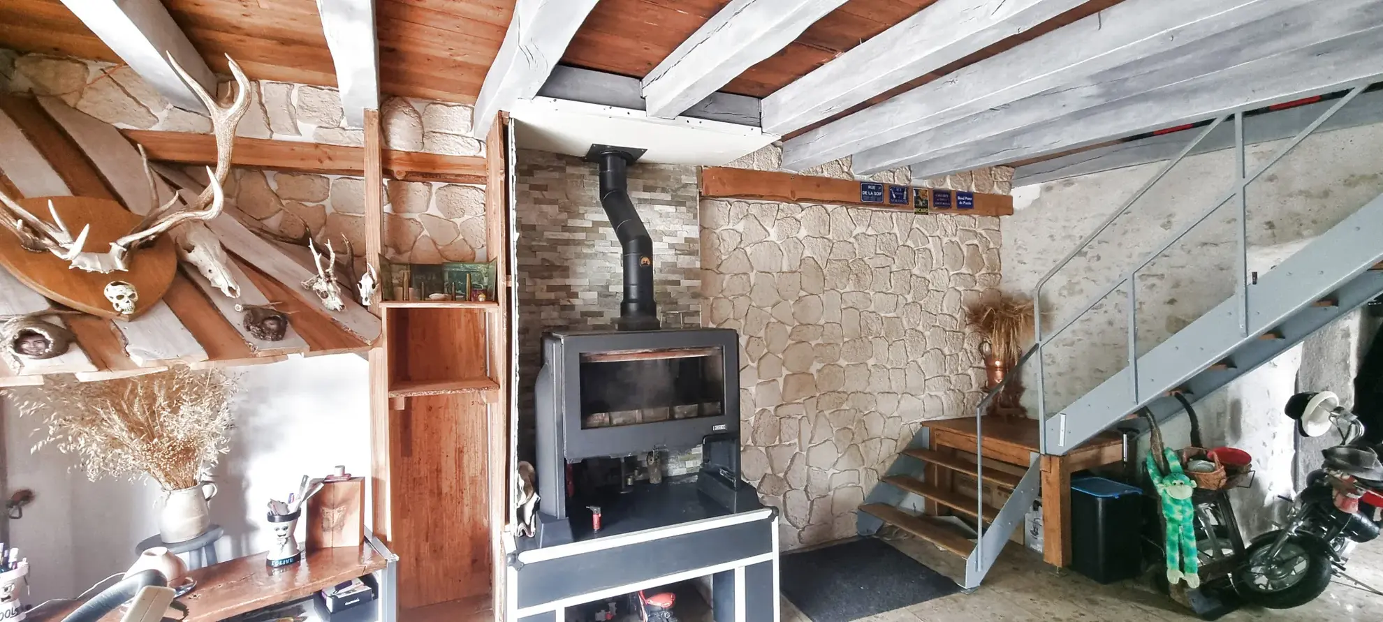 Maison atypique de 140 m² avec grand jardin à Autainville 