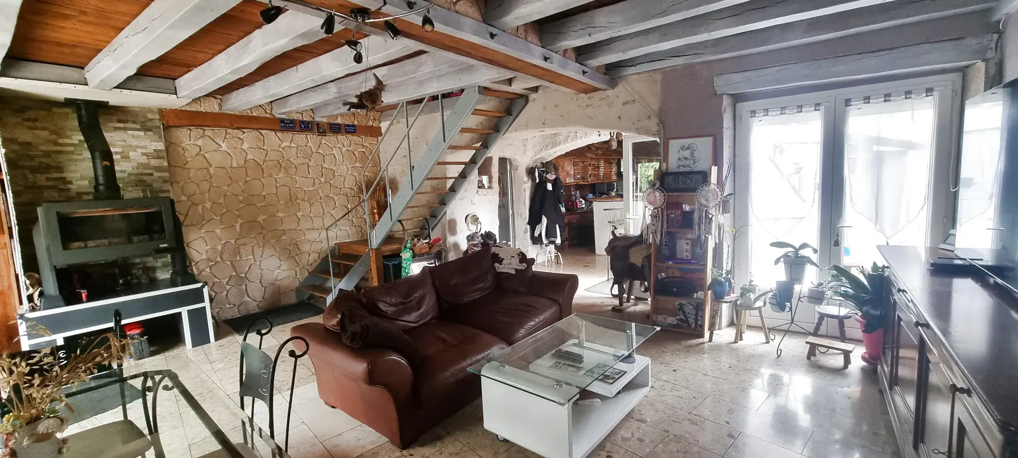 Maison atypique de 140 m² avec grand jardin à Autainville 