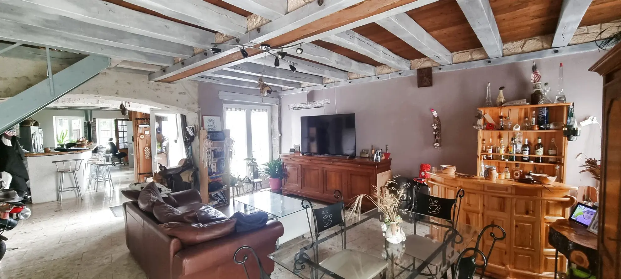 Maison atypique de 140 m² avec grand jardin à Autainville 