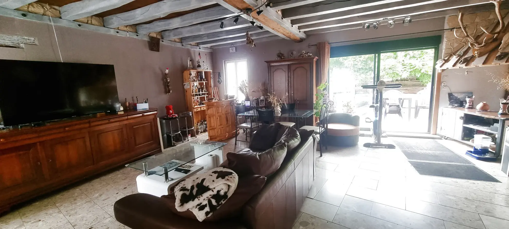 Maison atypique de 140 m² avec grand jardin à Autainville 