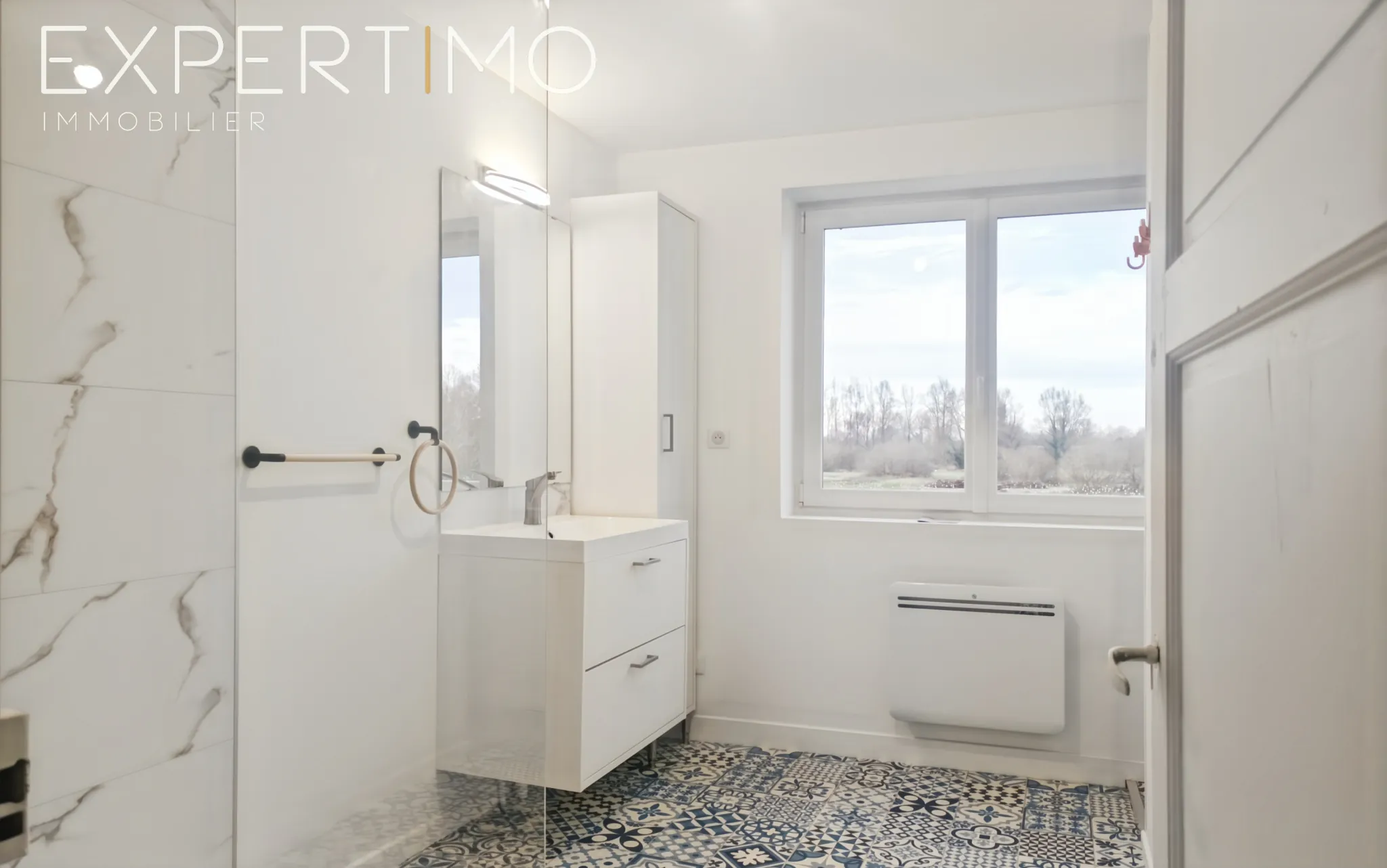 Maison à vendre en centre-ville de Rue avec terrasse et vue campagne 