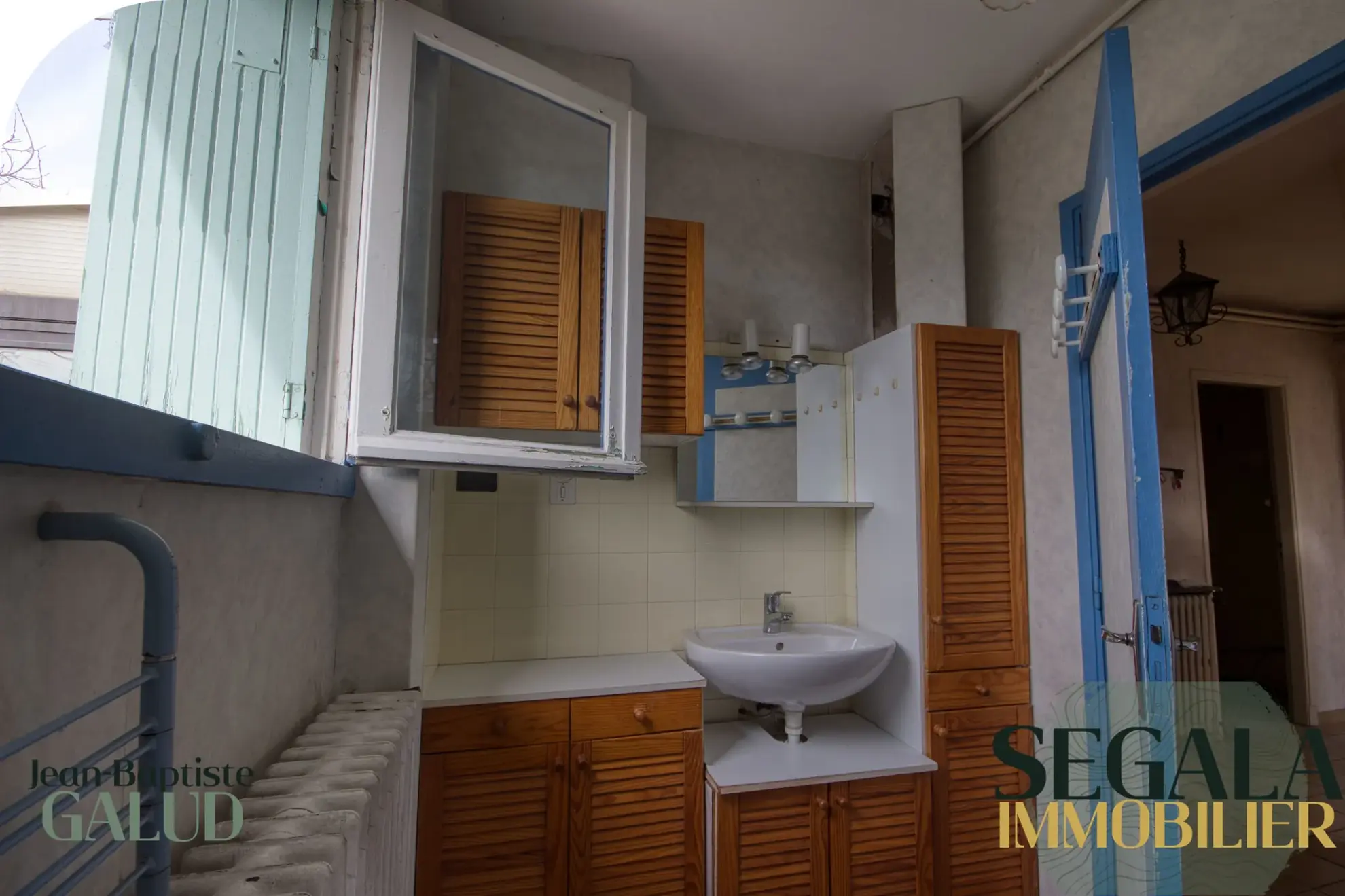 Maison à vendre de 83 m² à Carmaux, quartier Sainte Cécile avec garage et jardin 