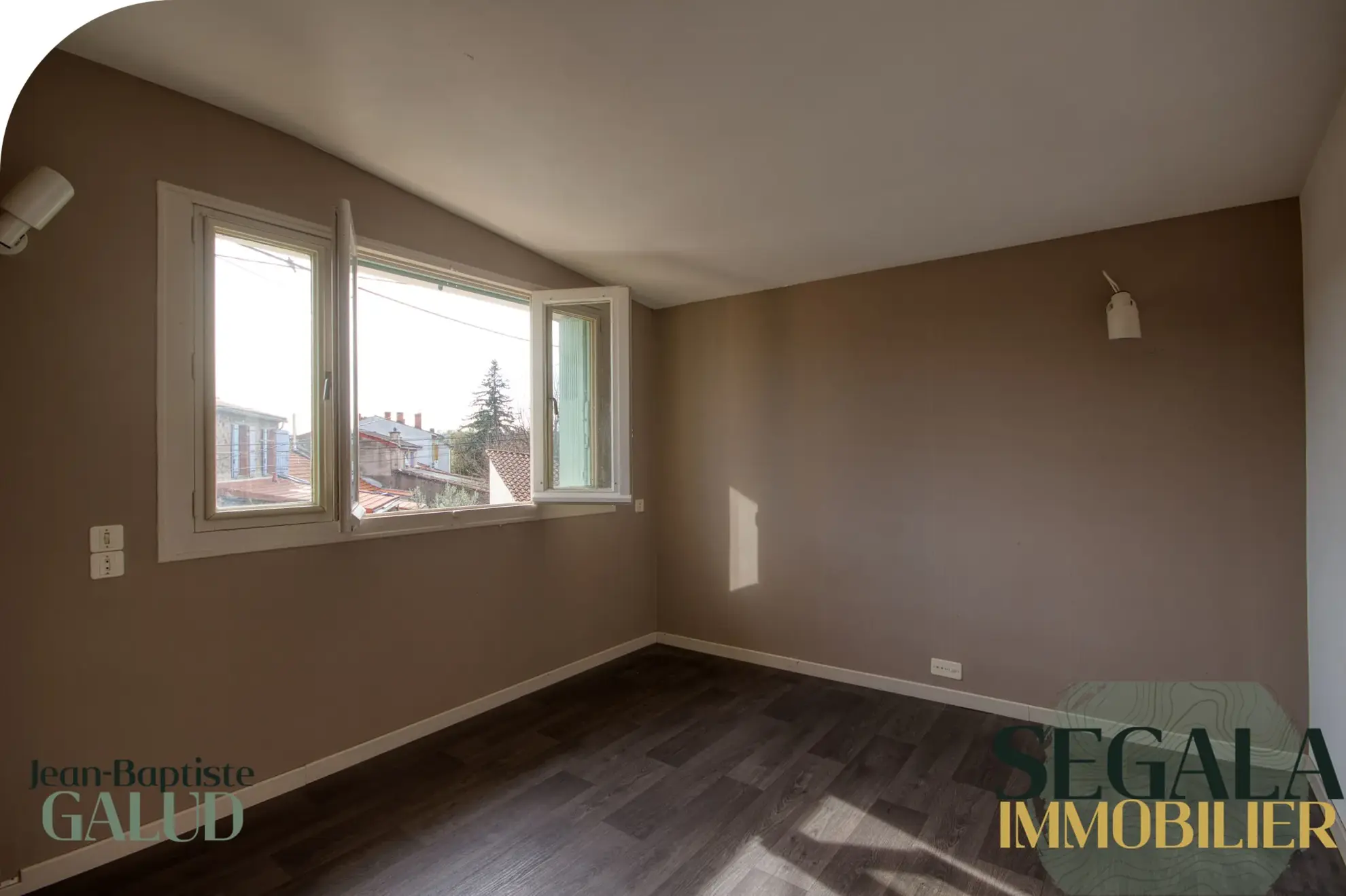 Maison à vendre de 83 m² à Carmaux, quartier Sainte Cécile avec garage et jardin 