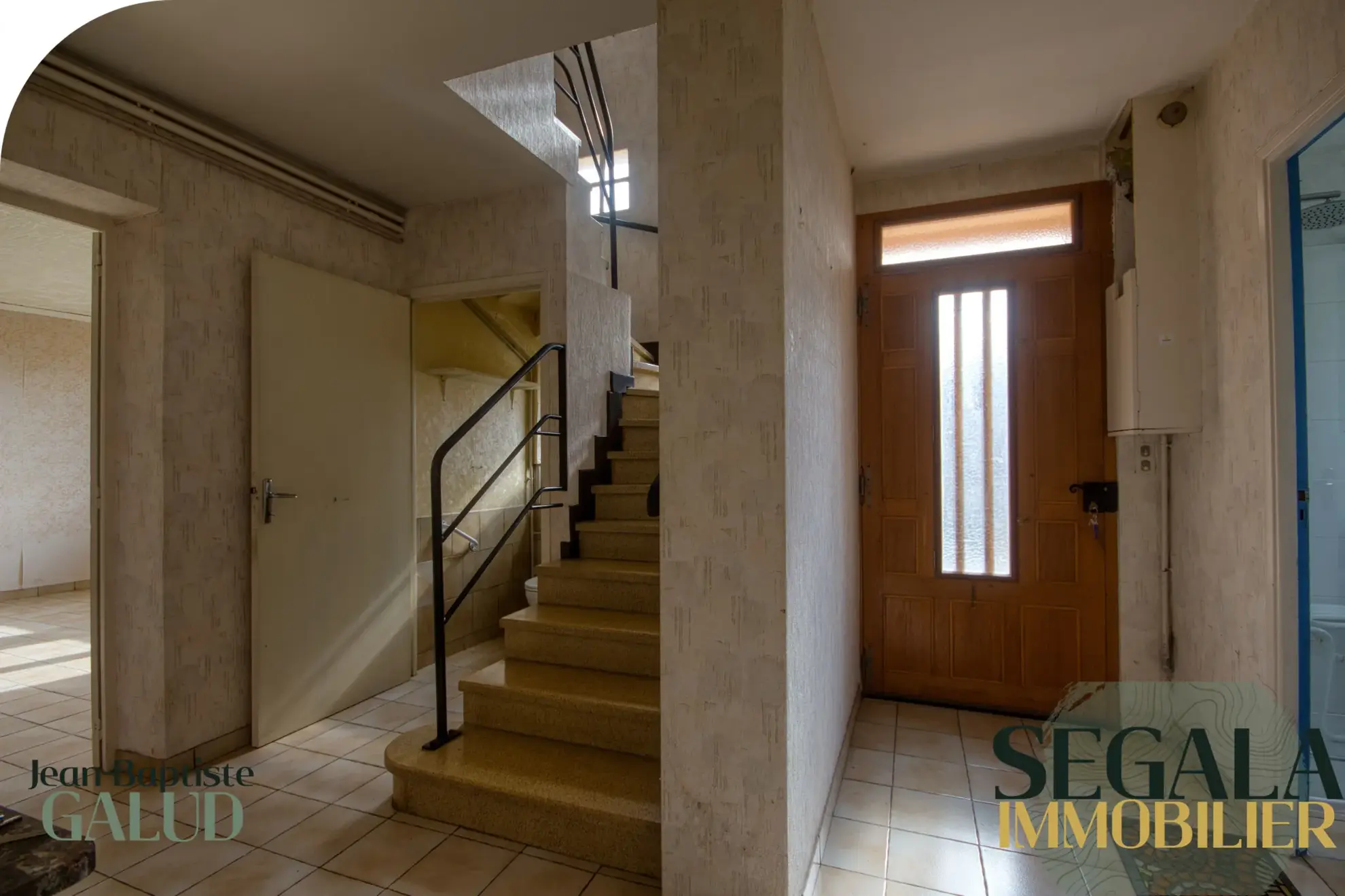 Maison à vendre de 83 m² à Carmaux, quartier Sainte Cécile avec garage et jardin 