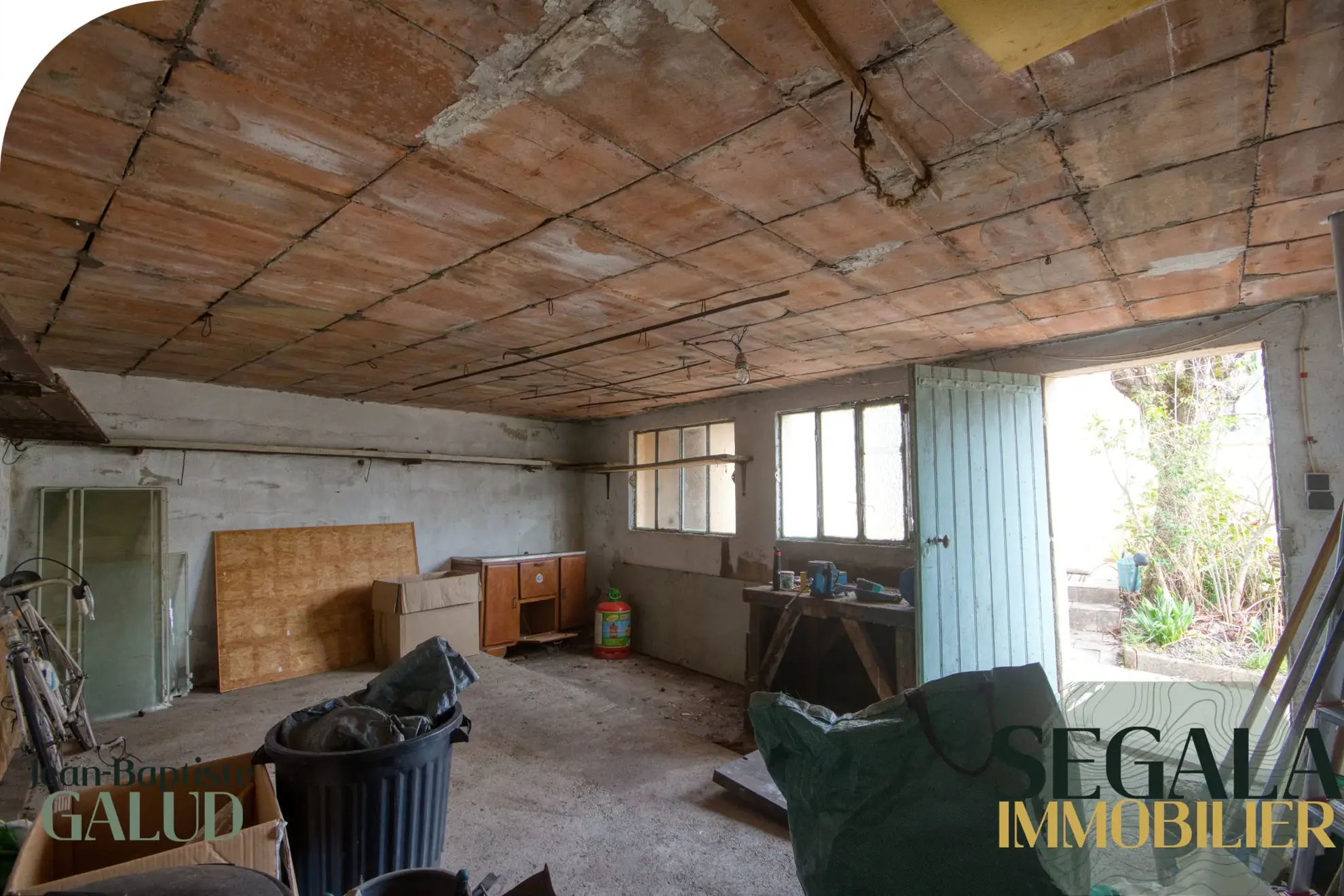 Maison à vendre de 83 m² à Carmaux, quartier Sainte Cécile avec garage et jardin 