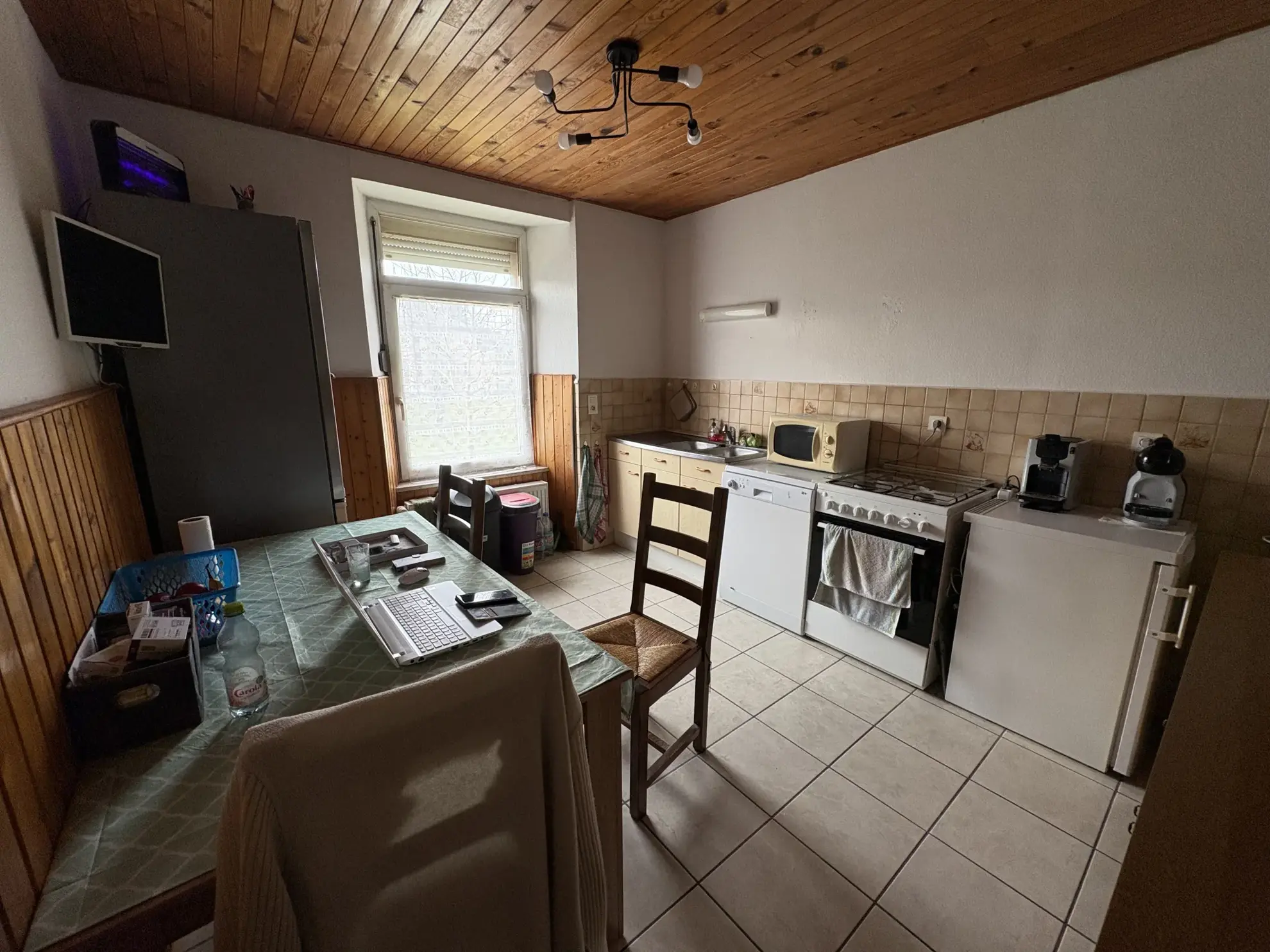 Immeuble de rapport à Pfetterhouse proche de la frontière suisse avec 3 logements loués 