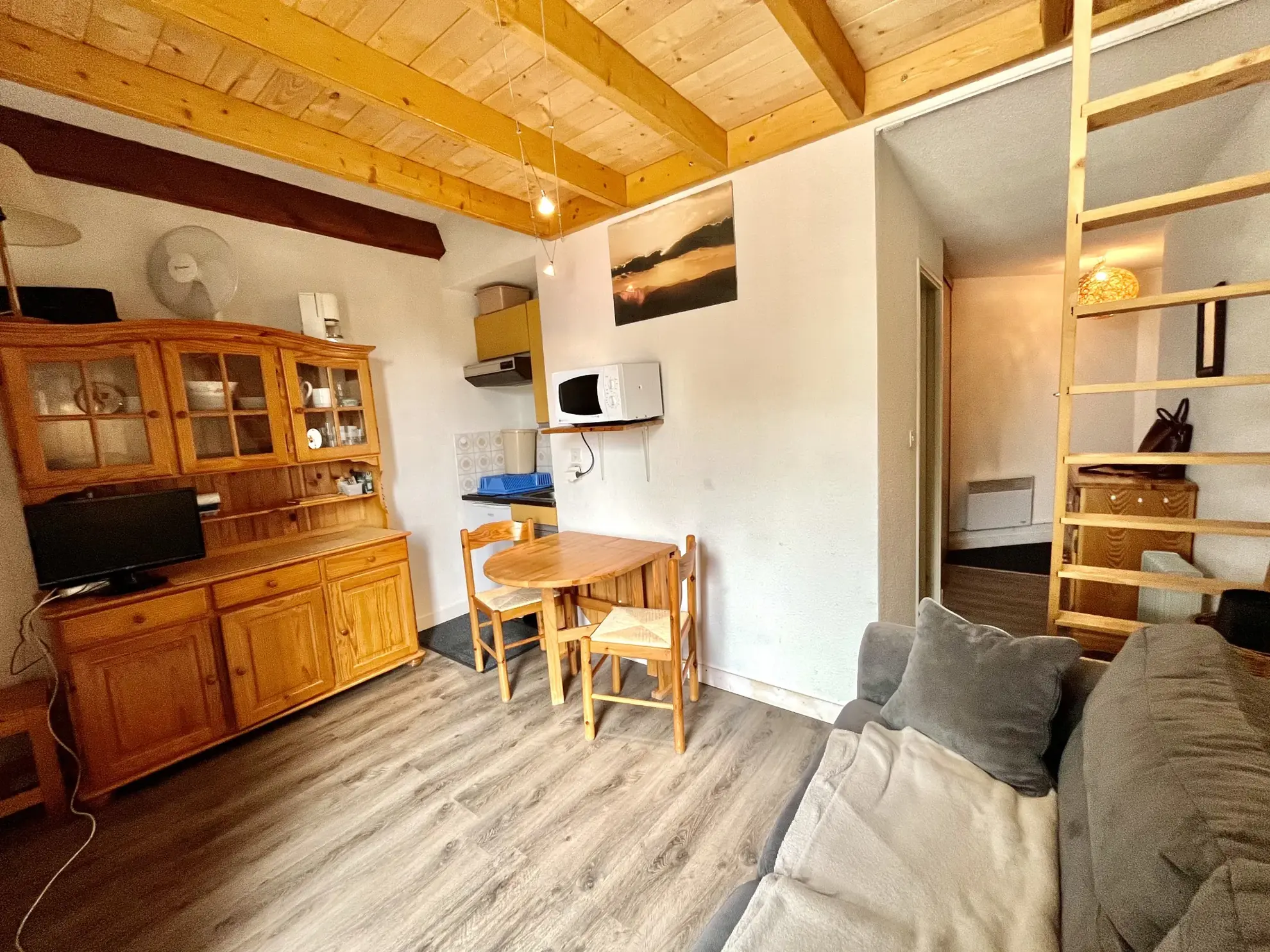 Studio avec mezzanine à vendre à Font-Romeu, proche du centre-ville, avec parking et terrasse 