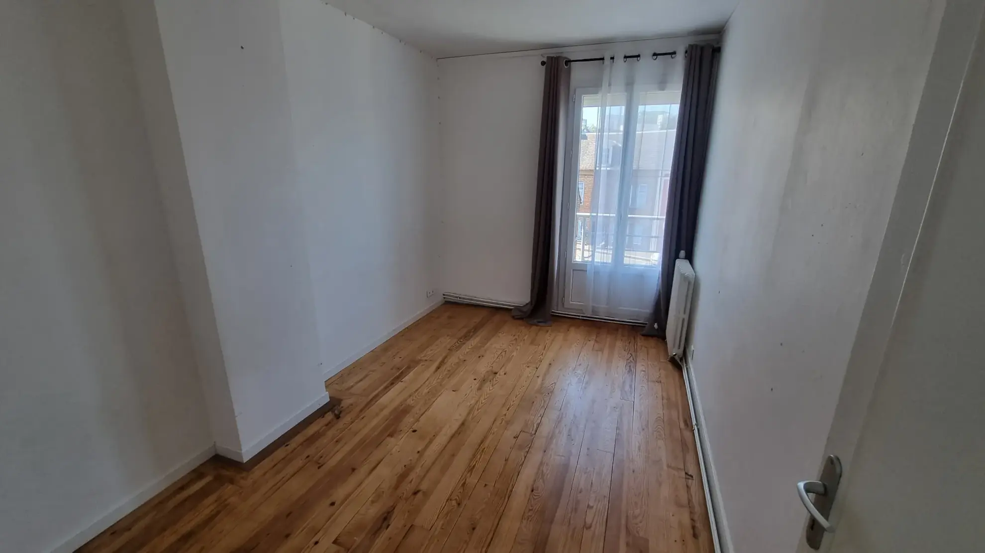 Maison à Eu avec deux logements à proximité de la mer – Investissement ou résidence secondaire 