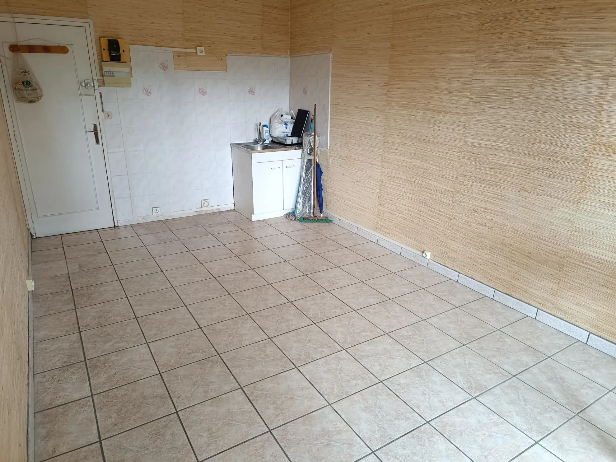 Chambre de service avec jardinet à La Celle Saint Cloud - Investissement ou Pied-à-terre 