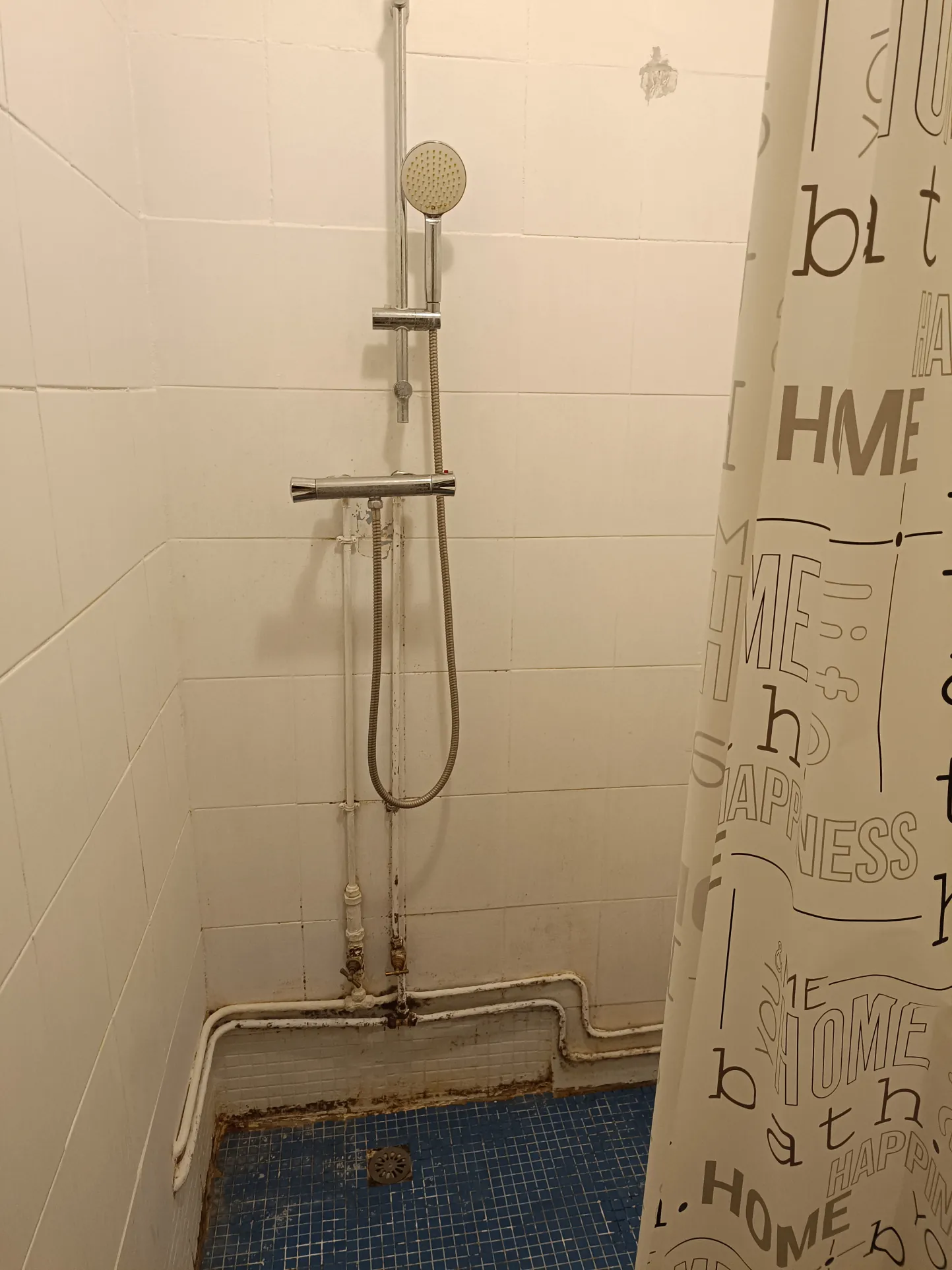 Chambre de service avec jardinet à La Celle Saint Cloud - Investissement ou Pied-à-terre 