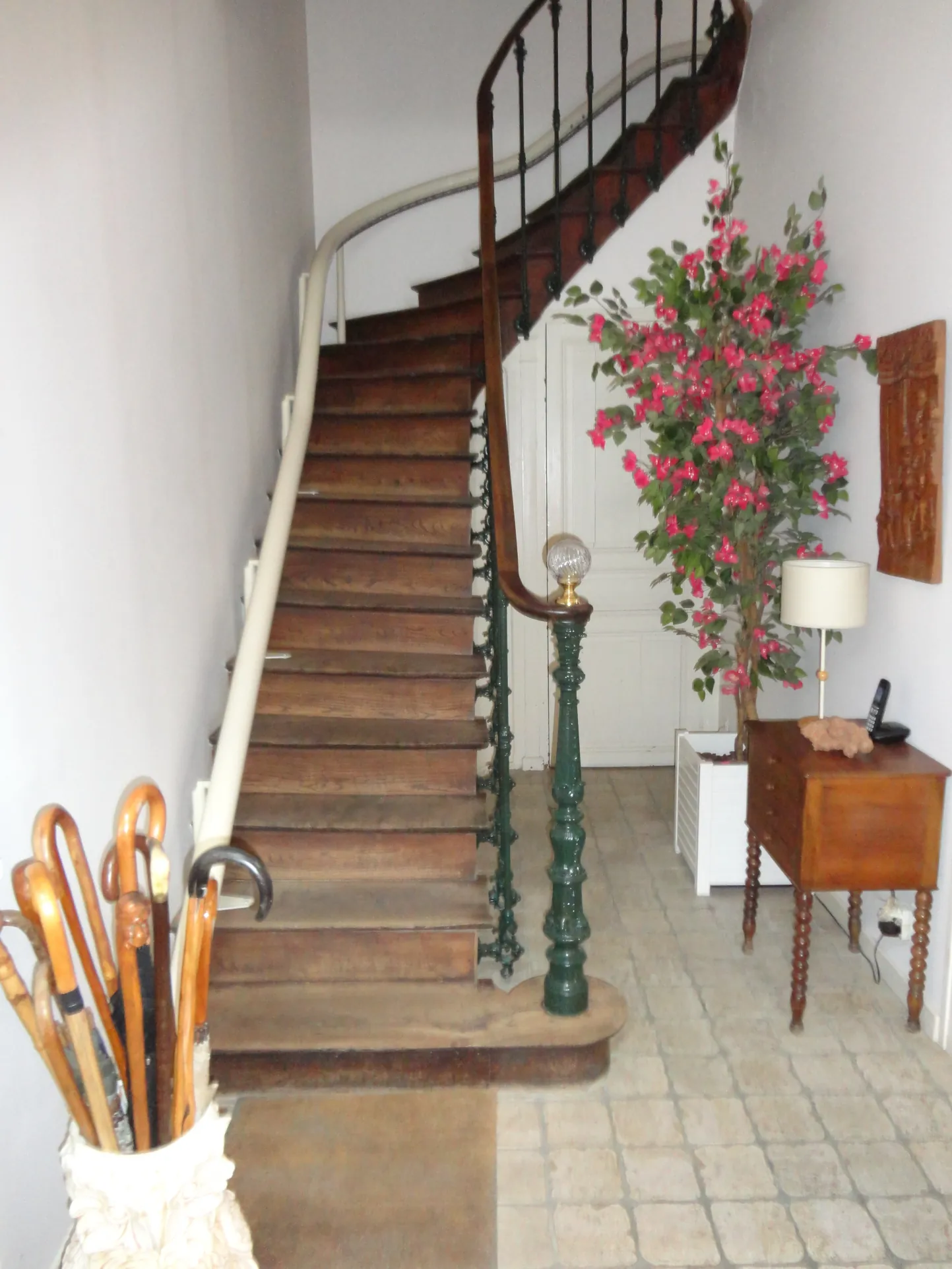 Maison spacieuse de 170m² avec 5 chambres à Saint Jean d'Angely 