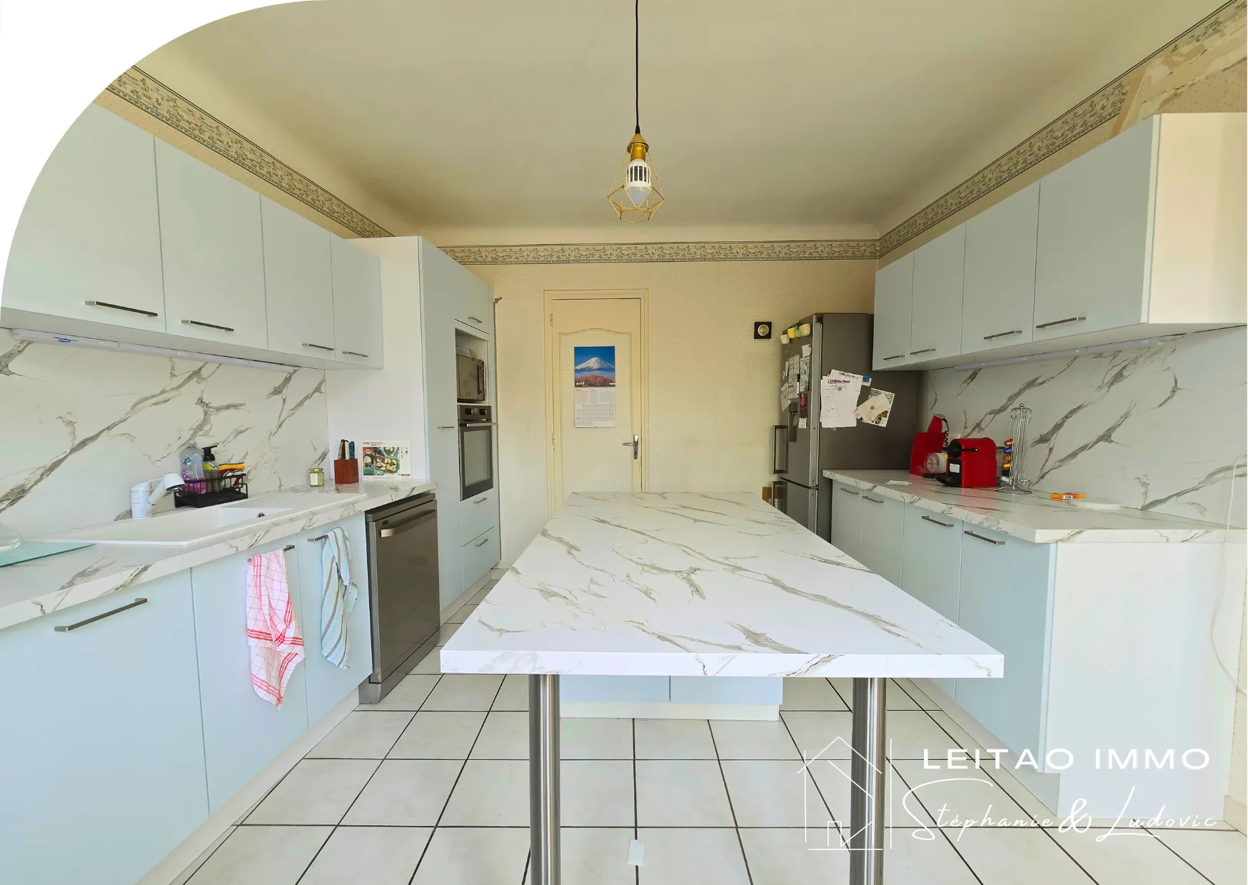 Maison de village à vendre à Castres avec terrain et grand potentiel 