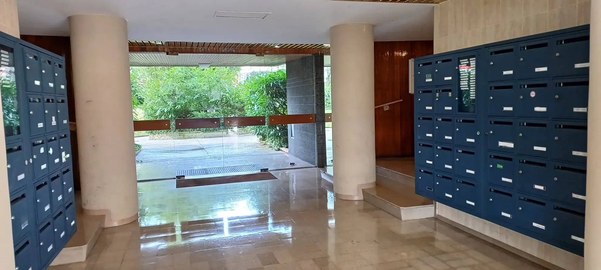 Studette à rénover à Chatillon – Idéal investissement ou étudiant 