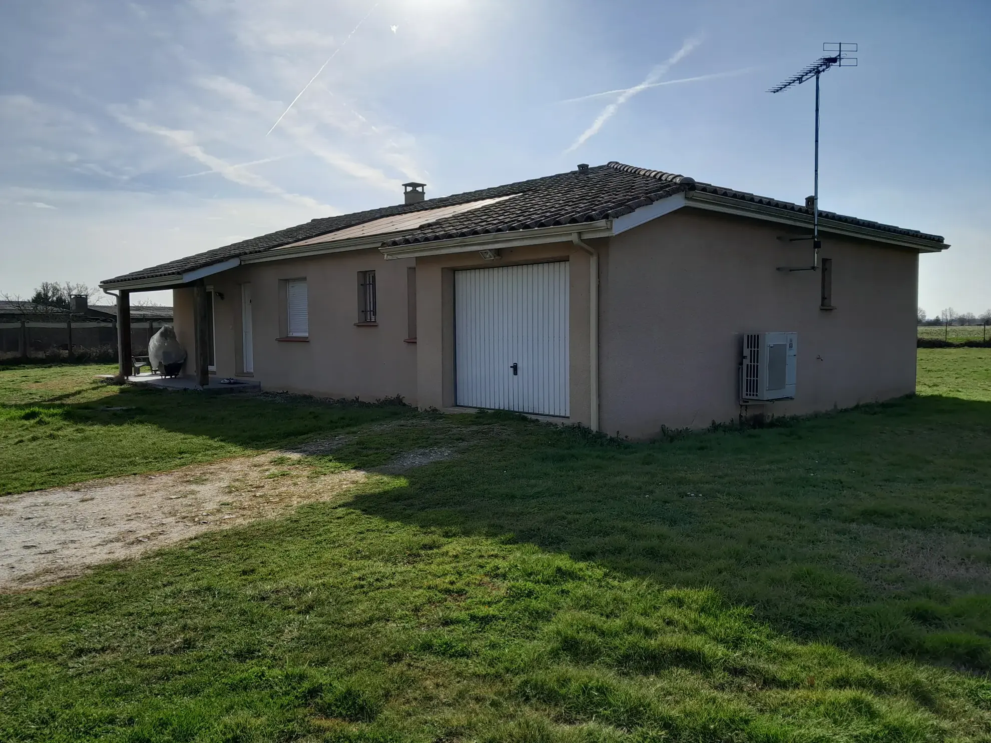 Charmante maison de plain-pied avec jardin à Castelsarrasin 